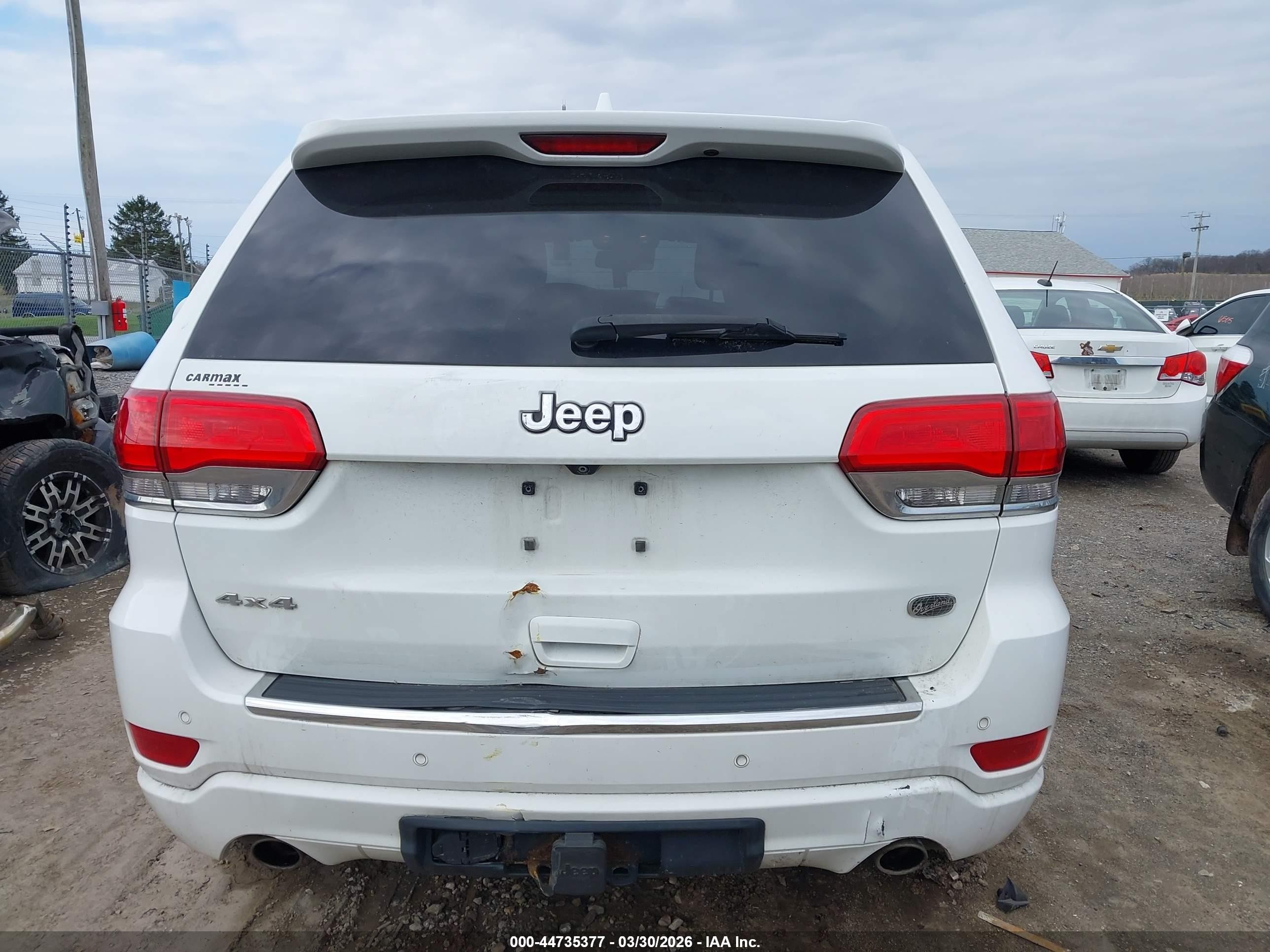 2015 Jeep Grand Cherokee Overland White vin: 1C4RJFCGXFC806581