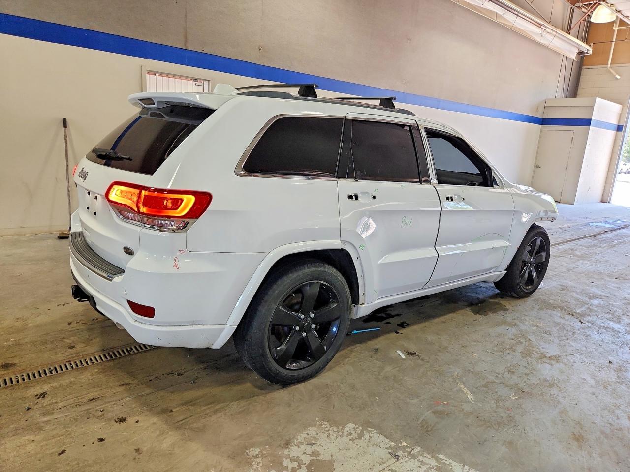 2015 Jeep Grand Cherokee Overland White vin: 1C4RJFCGXFC887257