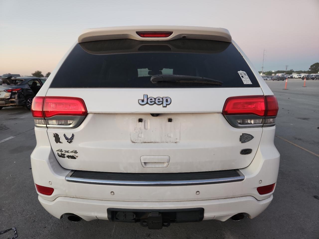 2016 Jeep Grand Cherokee Overland White vin: 1C4RJFCGXGC417585
