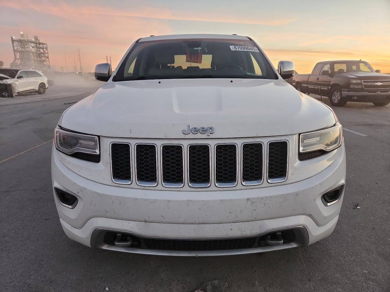 2016 Jeep Grand Cherokee Overland White vin: 1C4RJFCGXGC417585