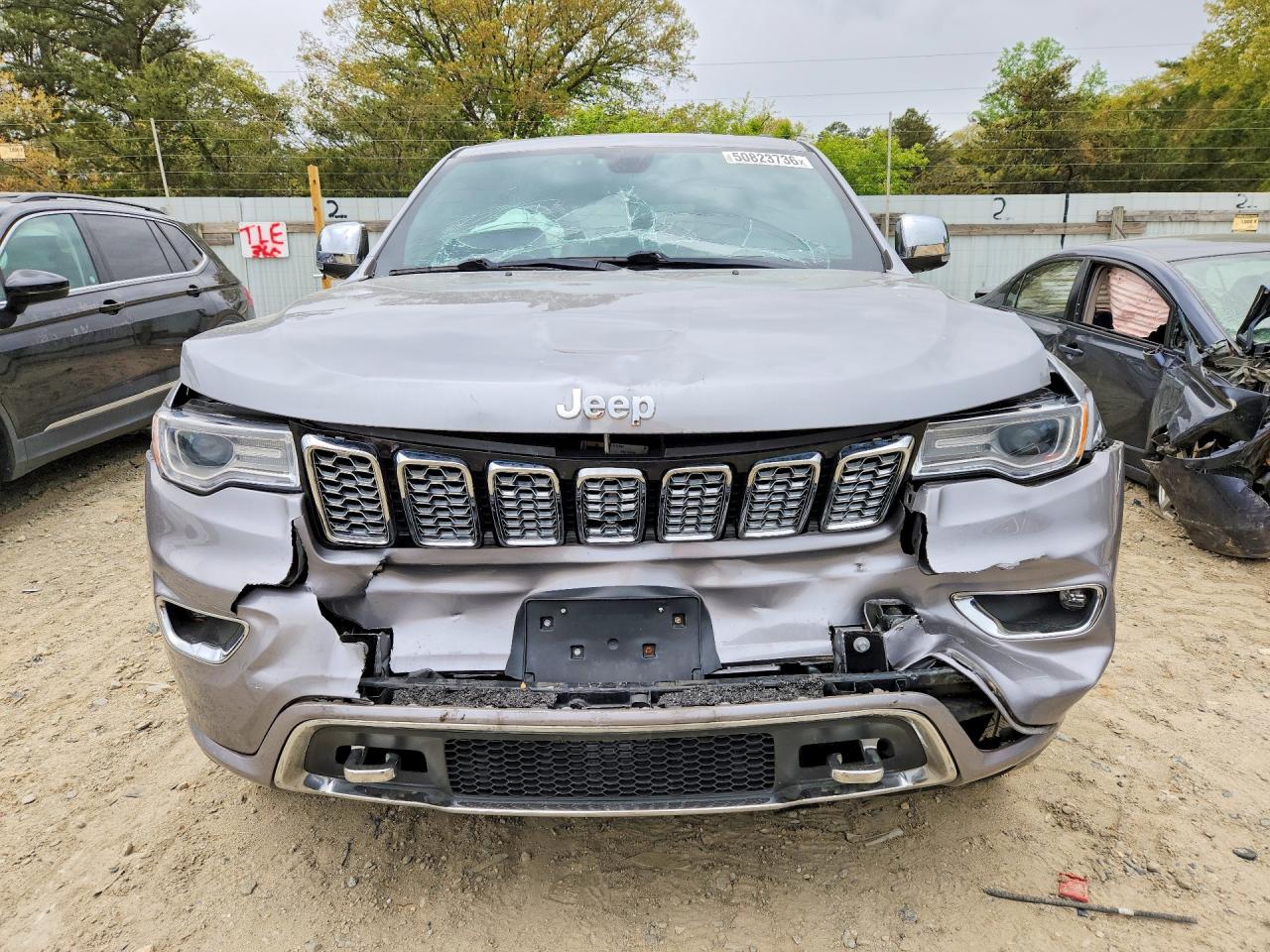 2017 Jeep Grand Cherokee Overland Silver vin: 1C4RJFCGXHC801206