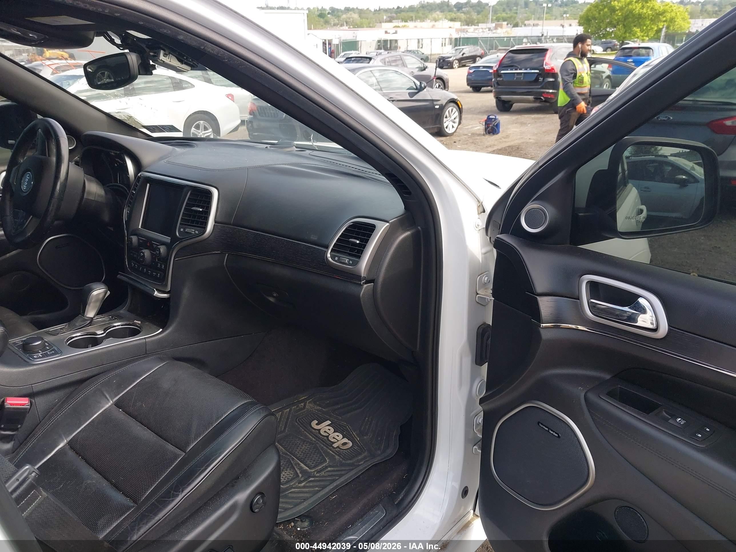 2018 Jeep Grand Cherokee High Altitude 4x4 White vin: 1C4RJFCGXJC303772