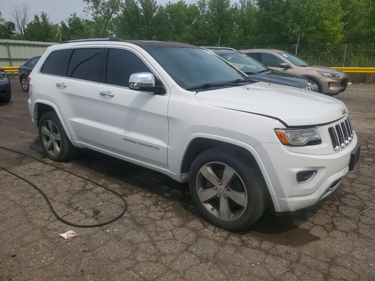 2015 Jeep Grand Cherokee Overland White vin: 1C4RJFCM0FC716622