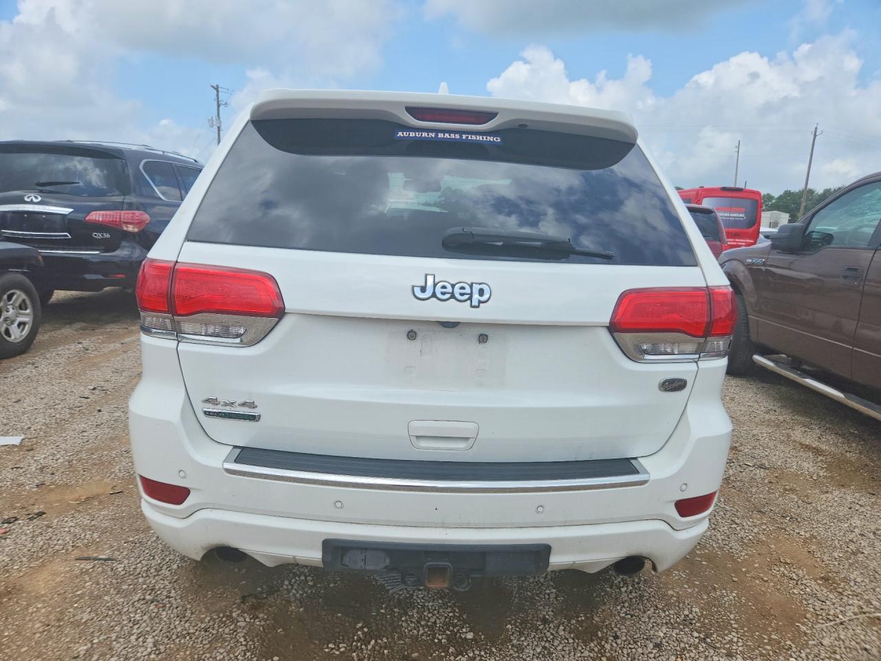 2014 Jeep Grand Cherokee Overland White vin: 1C4RJFCM2EC302336