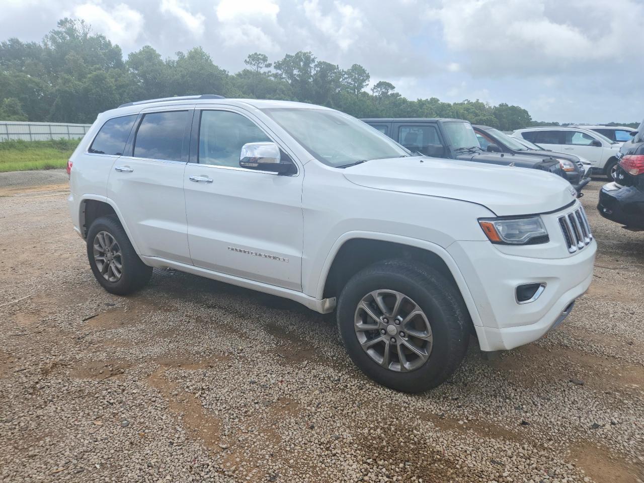 2014 Jeep Grand Cherokee Overland White vin: 1C4RJFCM2EC302336