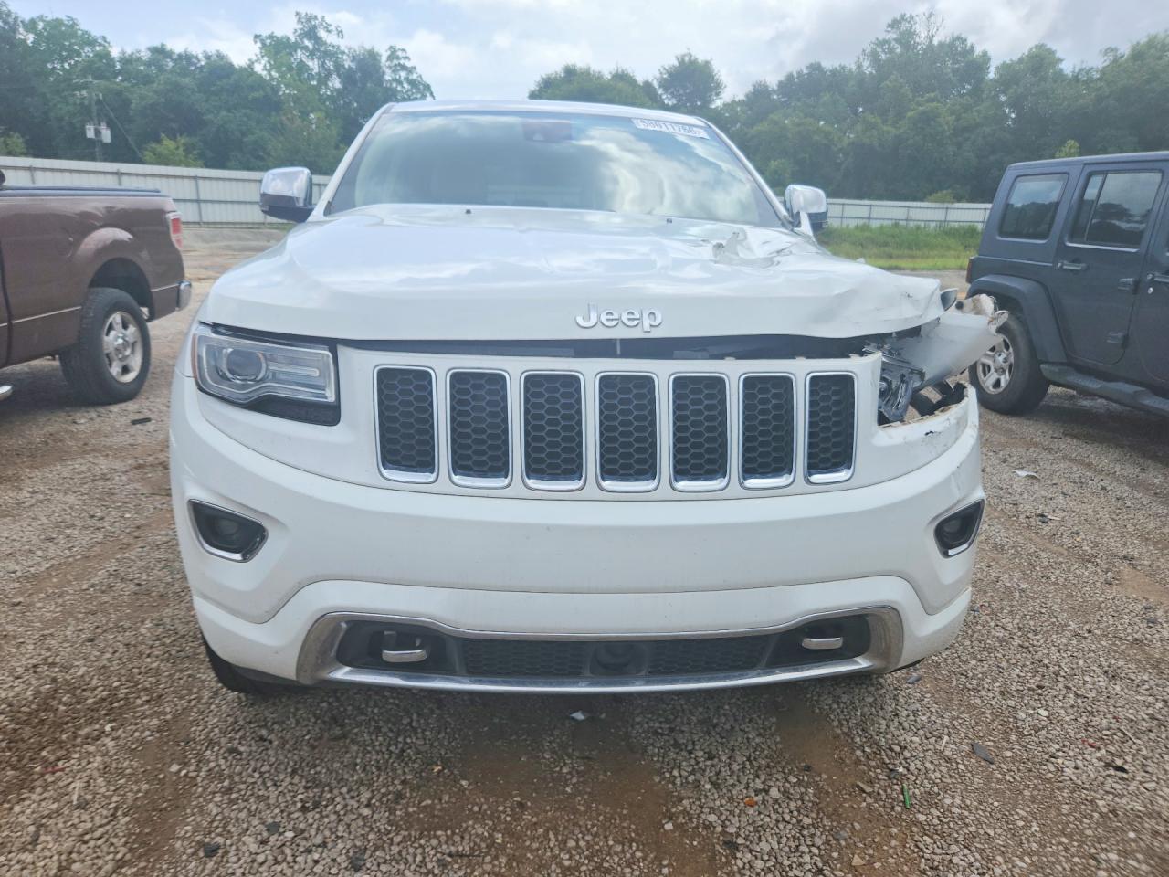2014 Jeep Grand Cherokee Overland White vin: 1C4RJFCM2EC302336