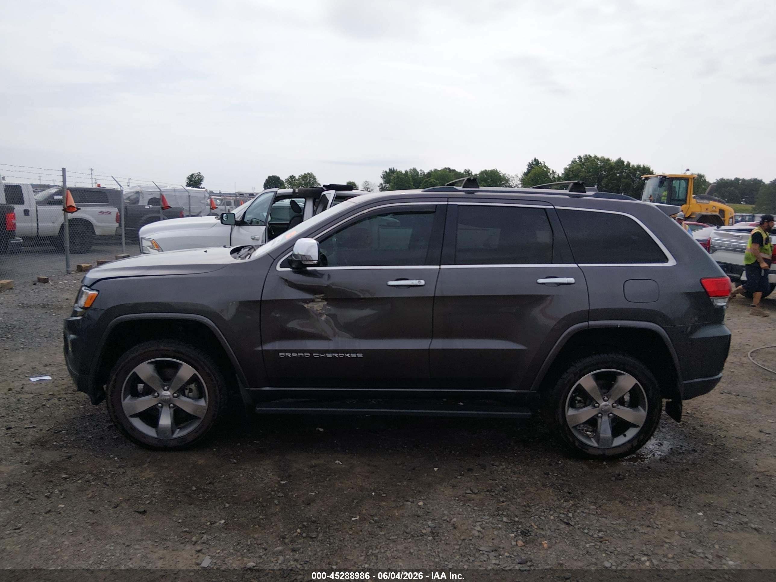 2014 Jeep Grand Cherokee Overland Gray vin: 1C4RJFCM4EC551219