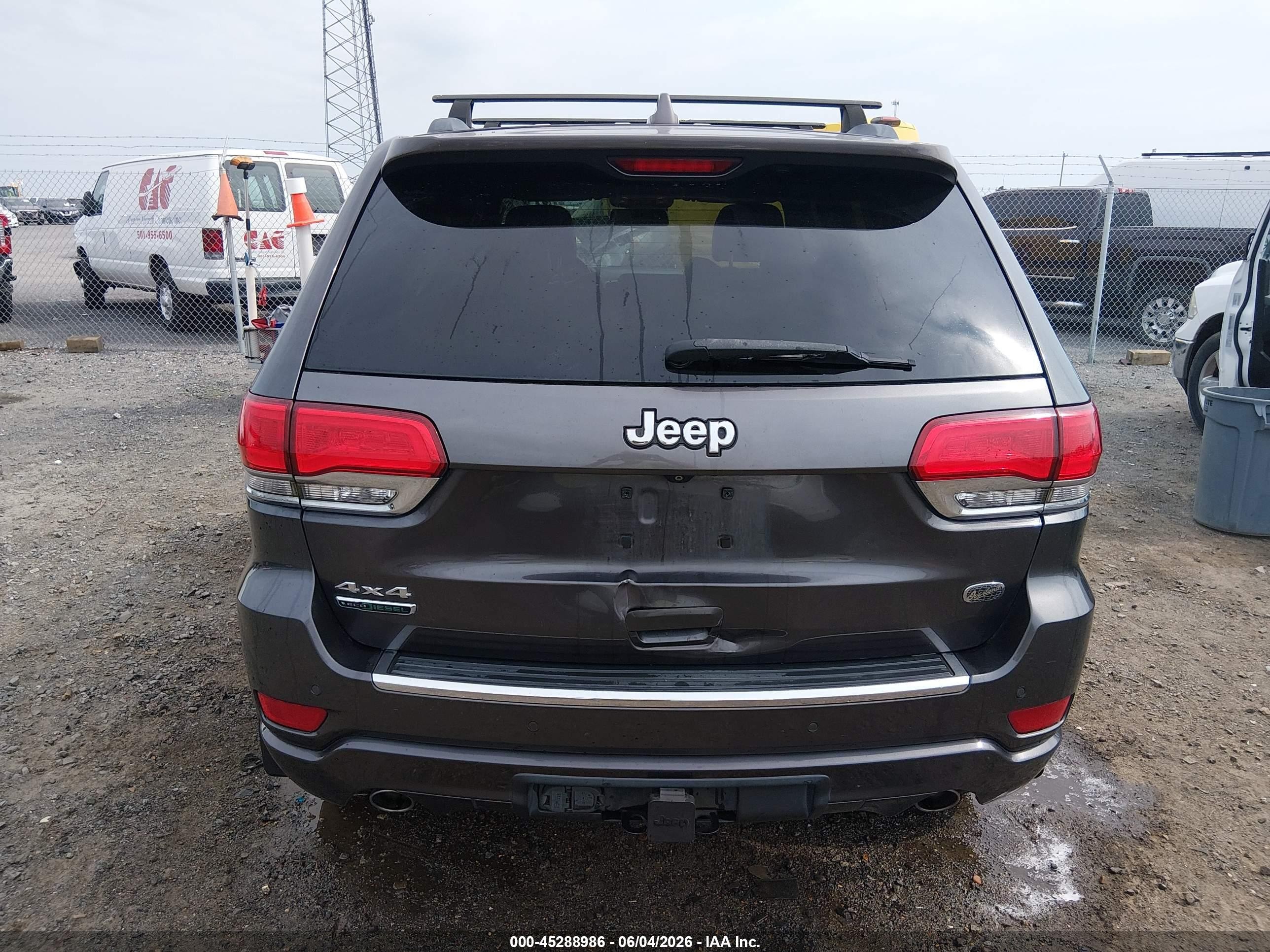 2014 Jeep Grand Cherokee Overland Gray vin: 1C4RJFCM4EC551219