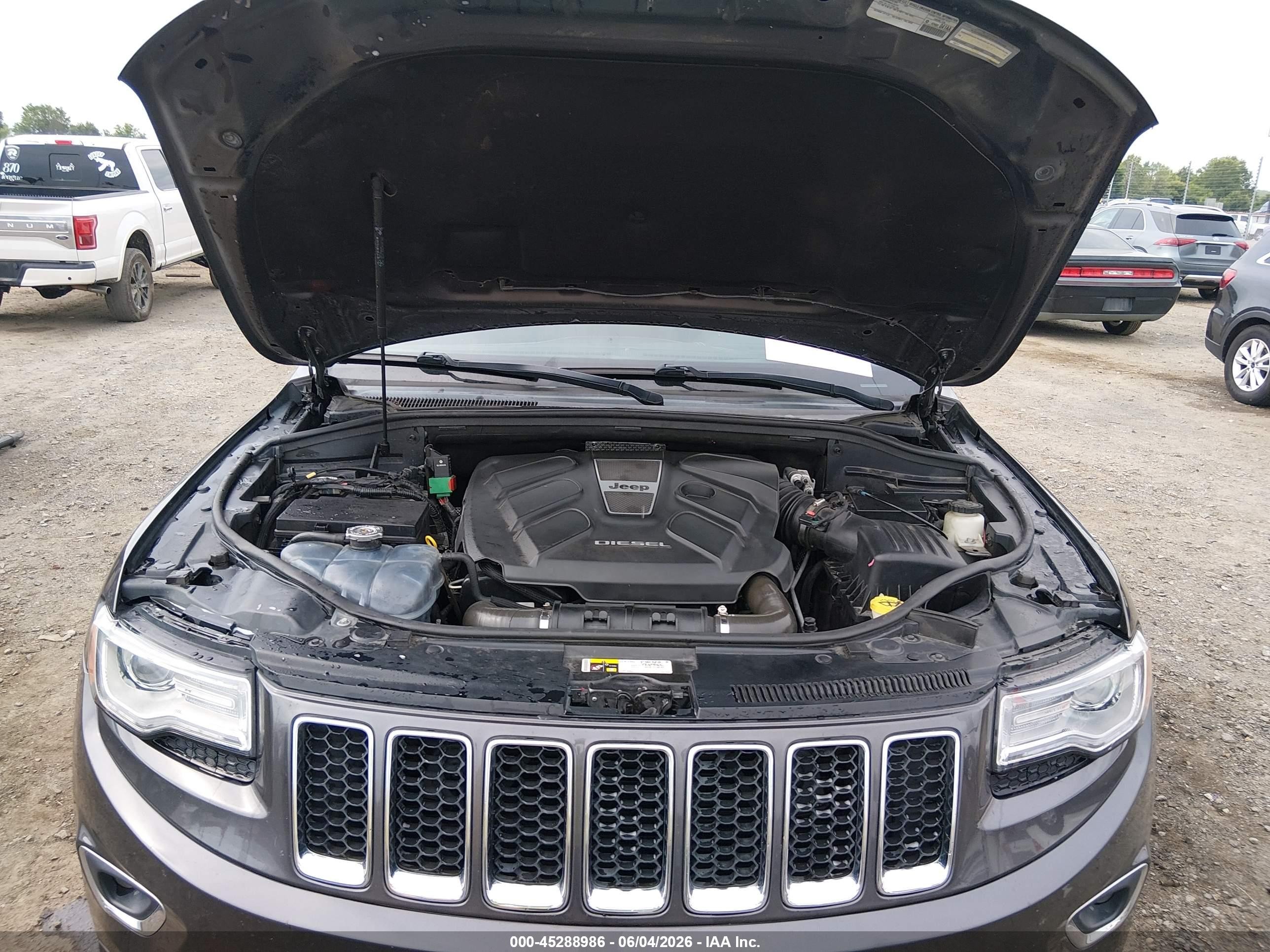 2014 Jeep Grand Cherokee Overland Gray vin: 1C4RJFCM4EC551219