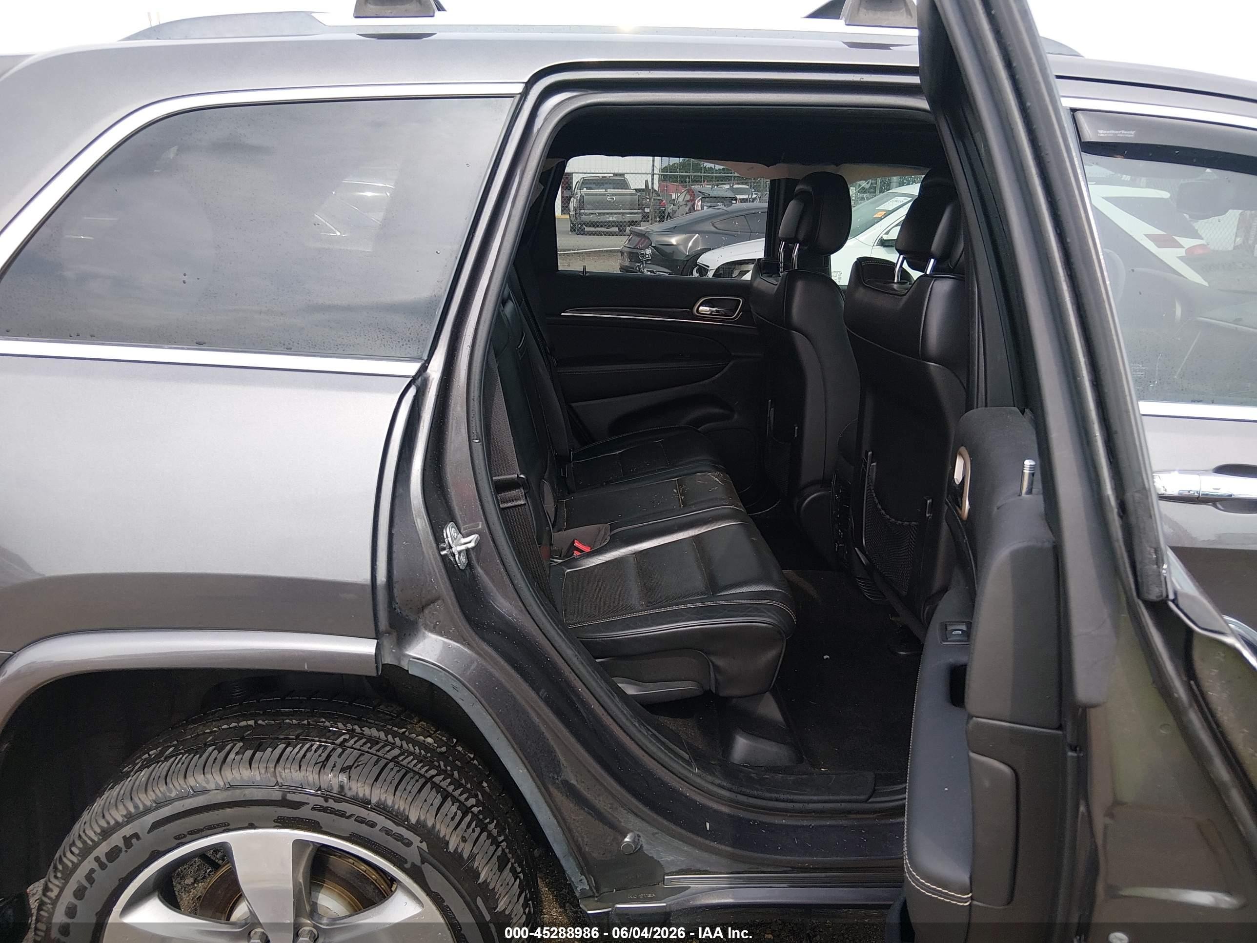 2014 Jeep Grand Cherokee Overland Gray vin: 1C4RJFCM4EC551219