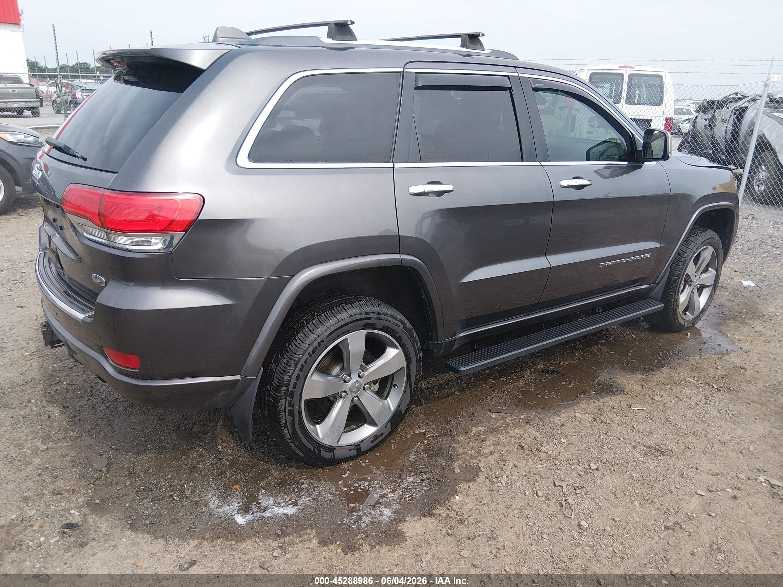 2014 Jeep Grand Cherokee Overland Gray vin: 1C4RJFCM4EC551219