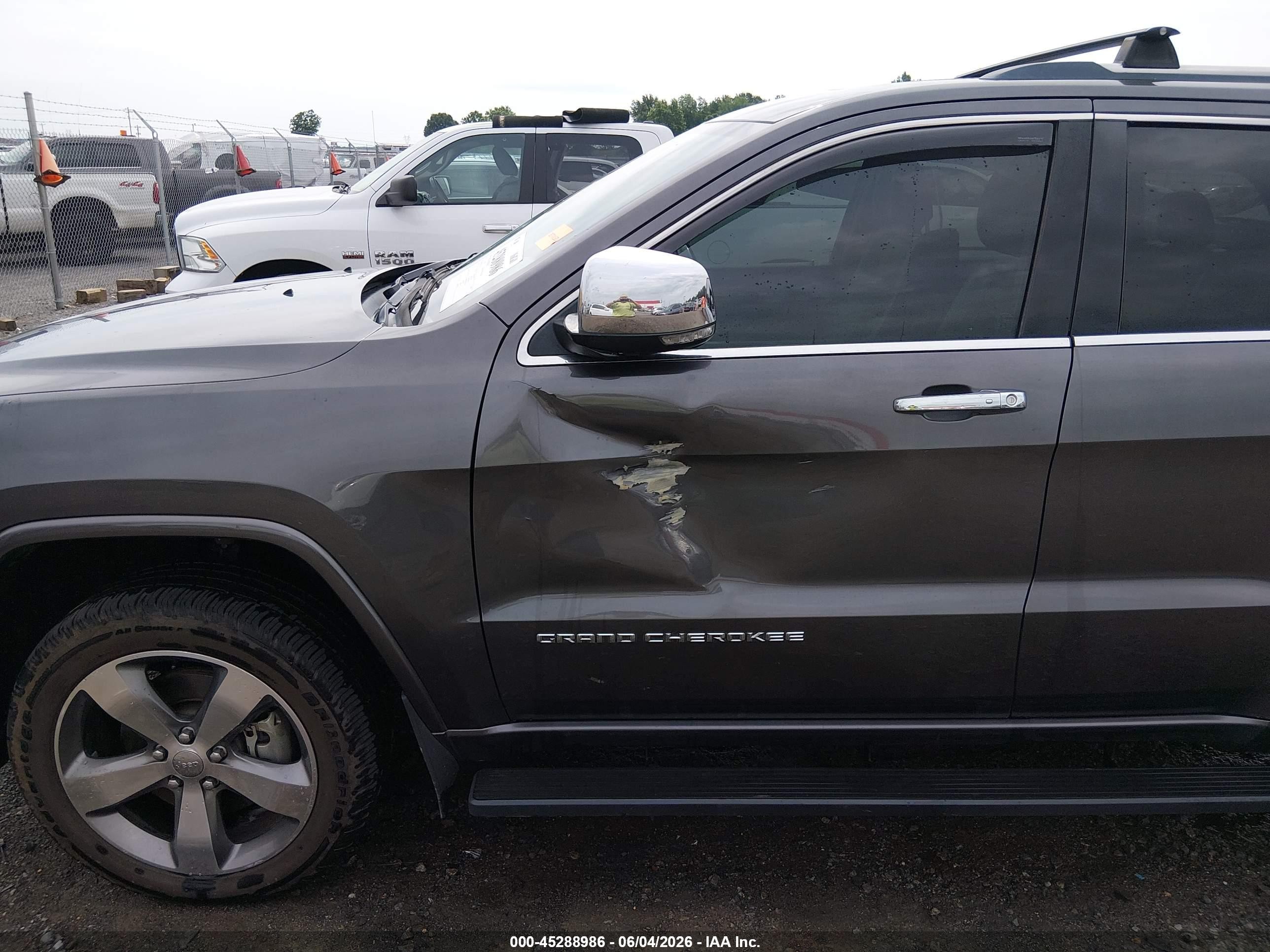 2014 Jeep Grand Cherokee Overland Gray vin: 1C4RJFCM4EC551219