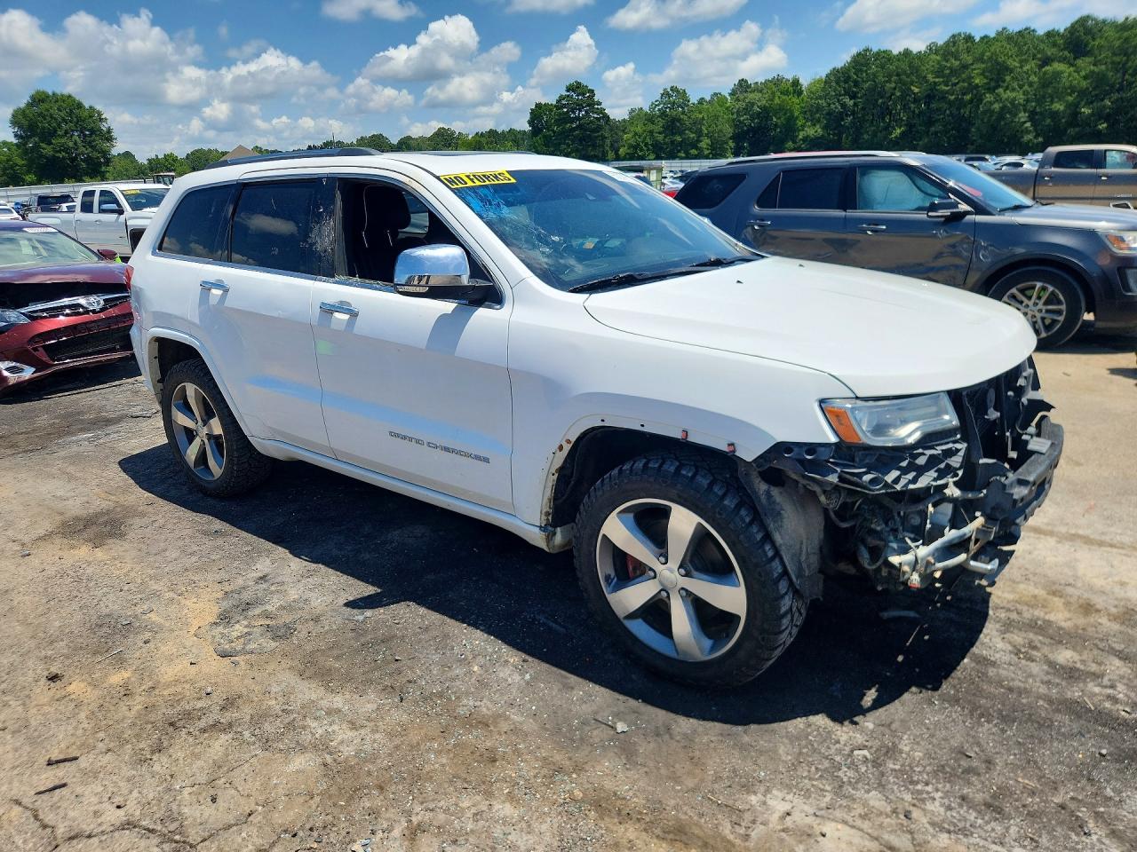 2014 Jeep Grand Cherokee Overland White vin: 1C4RJFCM5EC298623