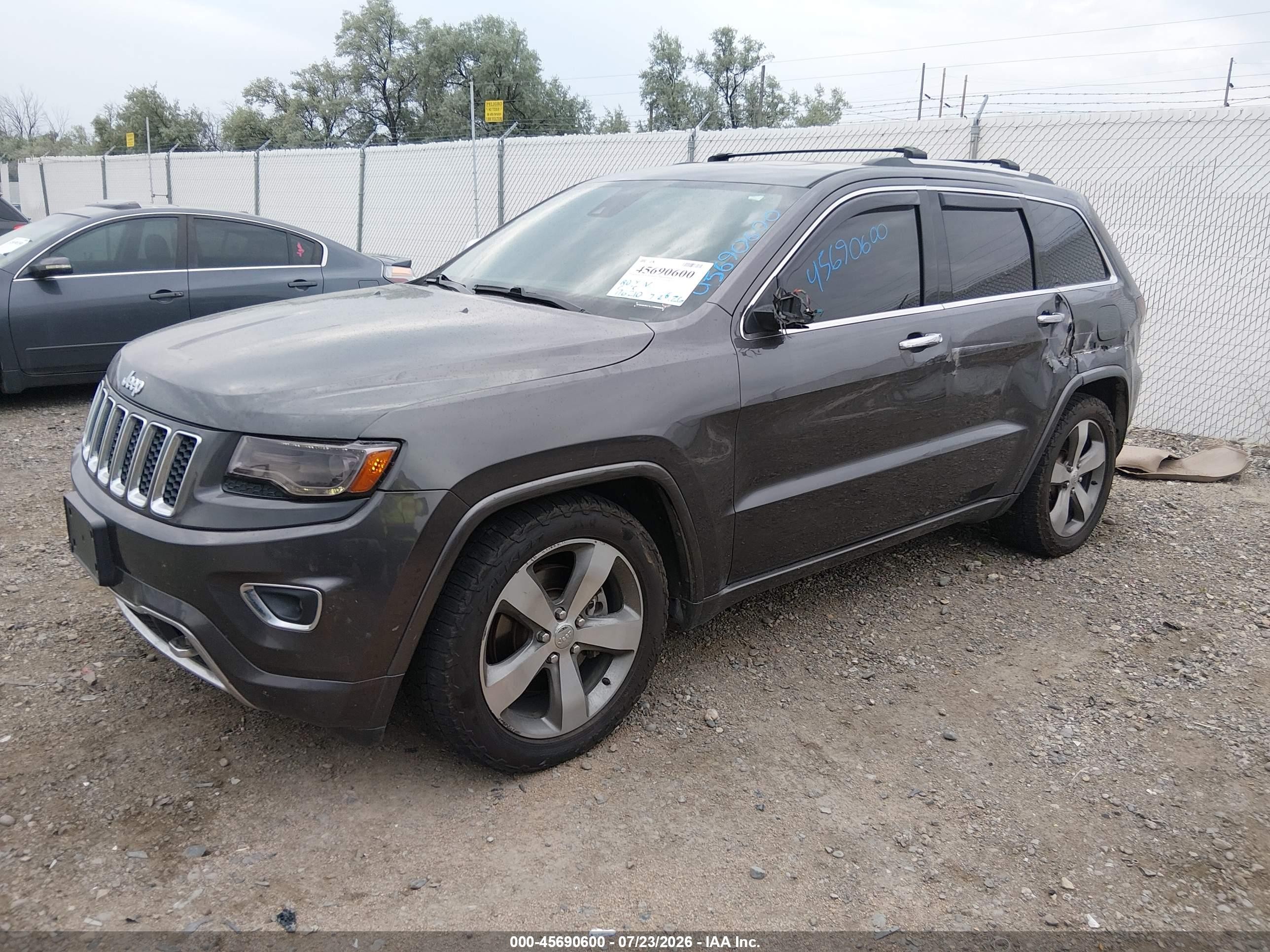 2015 Jeep Grand Cherokee Overland Gray vin: 1C4RJFCM5FC242148