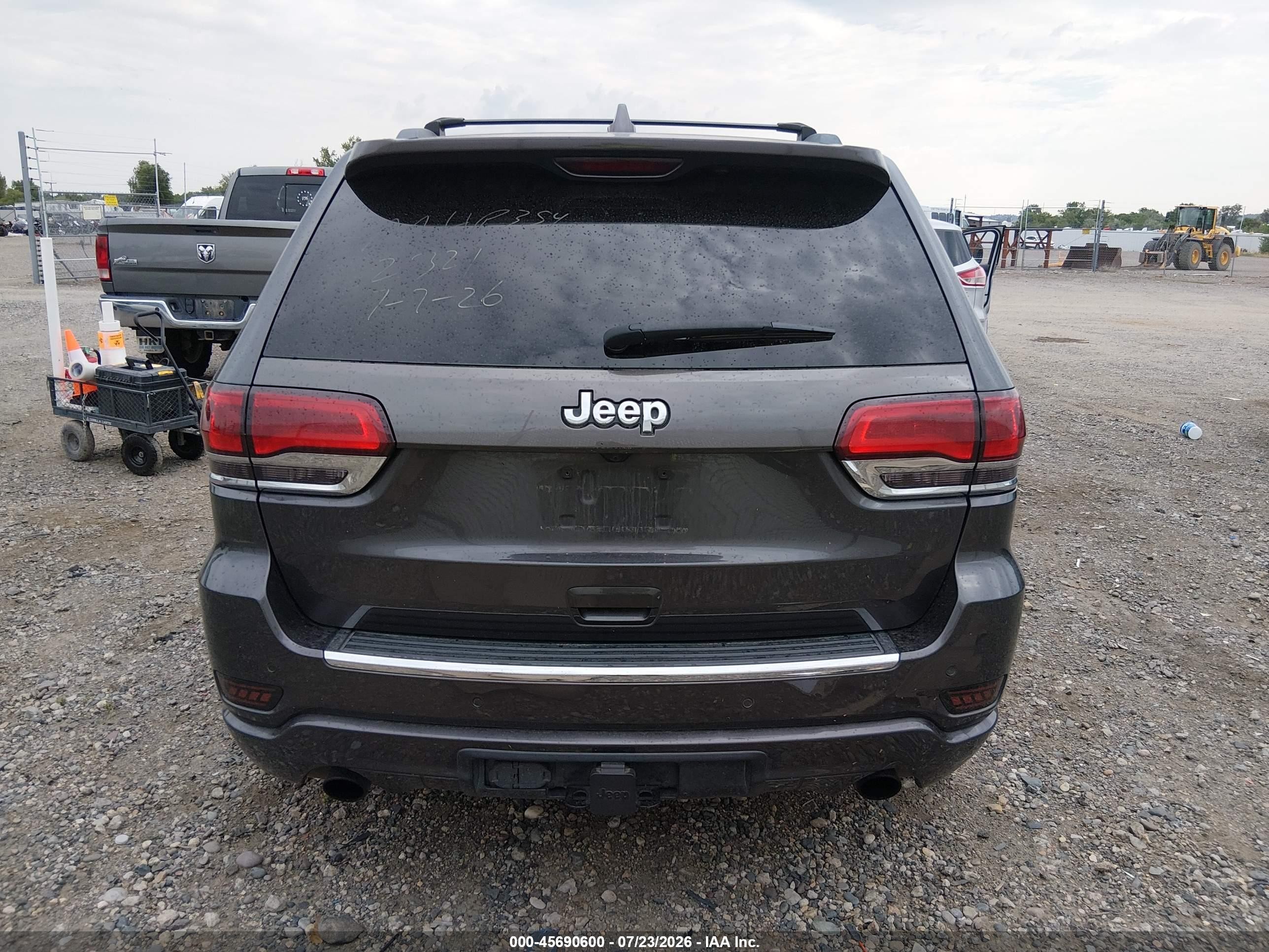 2015 Jeep Grand Cherokee Overland Gray vin: 1C4RJFCM5FC242148
