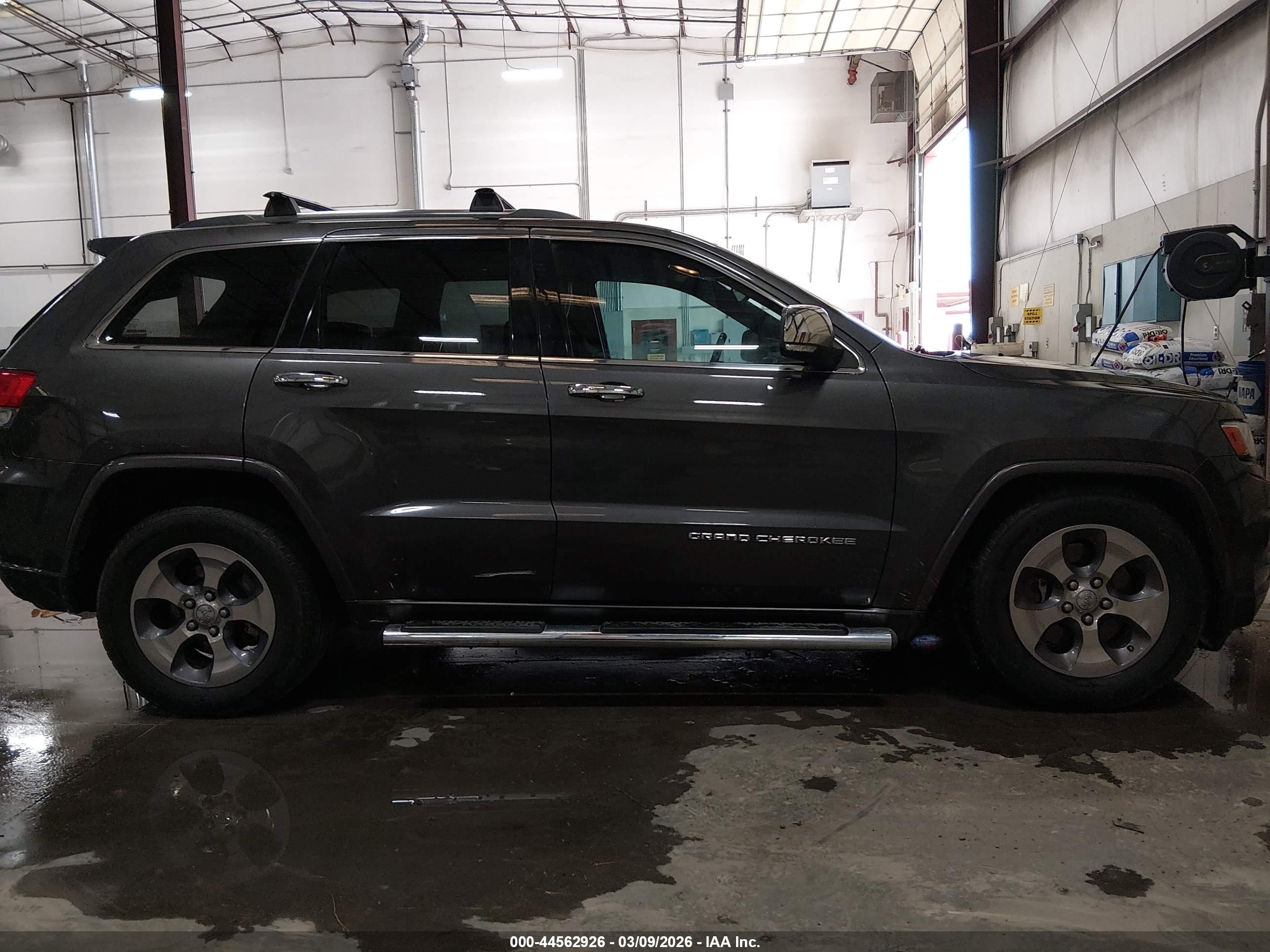 2014 Jeep Grand Cherokee Overland Серый vin: 1C4RJFCM8EC409343