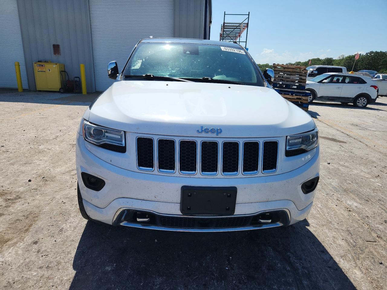 2015 Jeep Grand Cherokee Overland White vin: 1C4RJFCM8FC770234