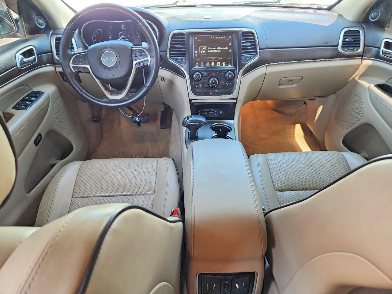2015 Jeep Grand Cherokee Overland White vin: 1C4RJFCM8FC770234