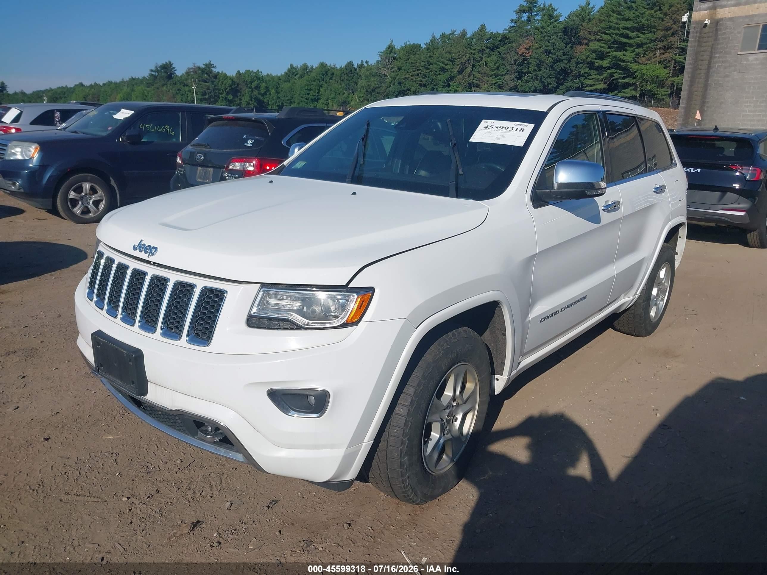 2015 Jeep Grand Cherokee Overland White vin: 1C4RJFCM8FC790967