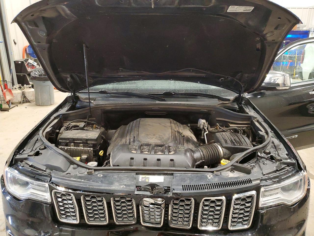 2019 Jeep Grand Cherokee Overland Black vin: 1C4RJFCT0KC569123