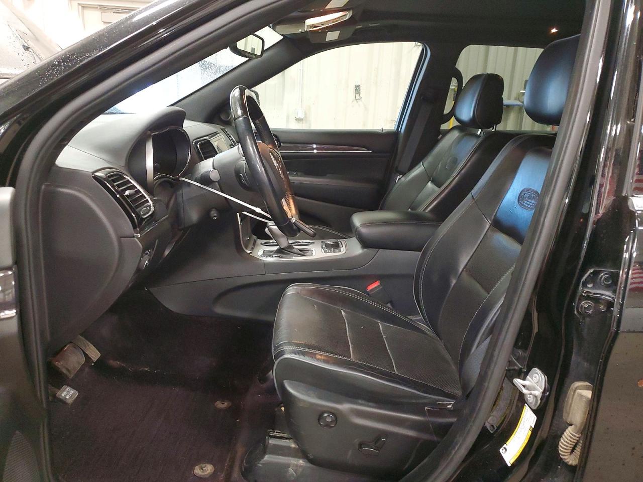 2019 Jeep Grand Cherokee Overland Black vin: 1C4RJFCT0KC569123