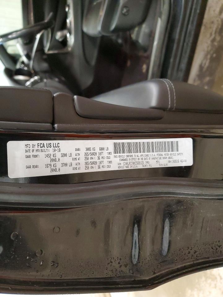 2019 Jeep Grand Cherokee Overland Black vin: 1C4RJFCT0KC569123