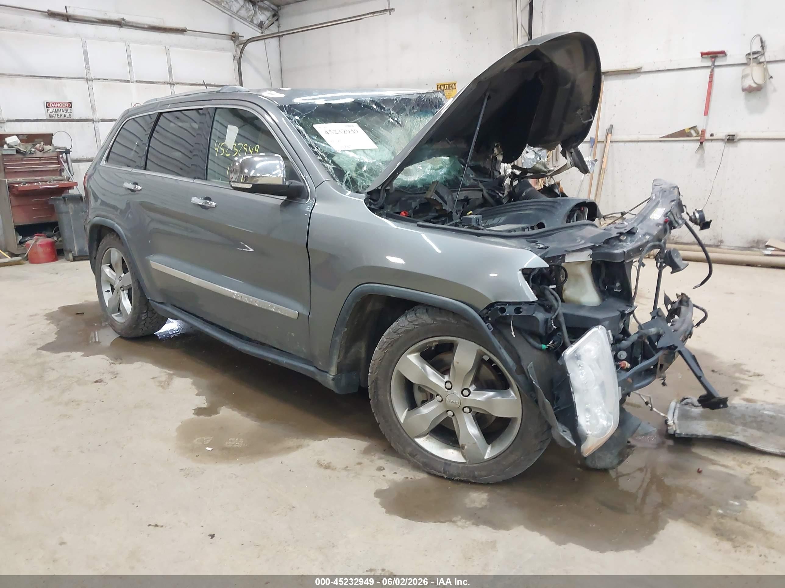 2012 Jeep Grand Cherokee Overland Gray vin: 1C4RJFCT1CC133558
