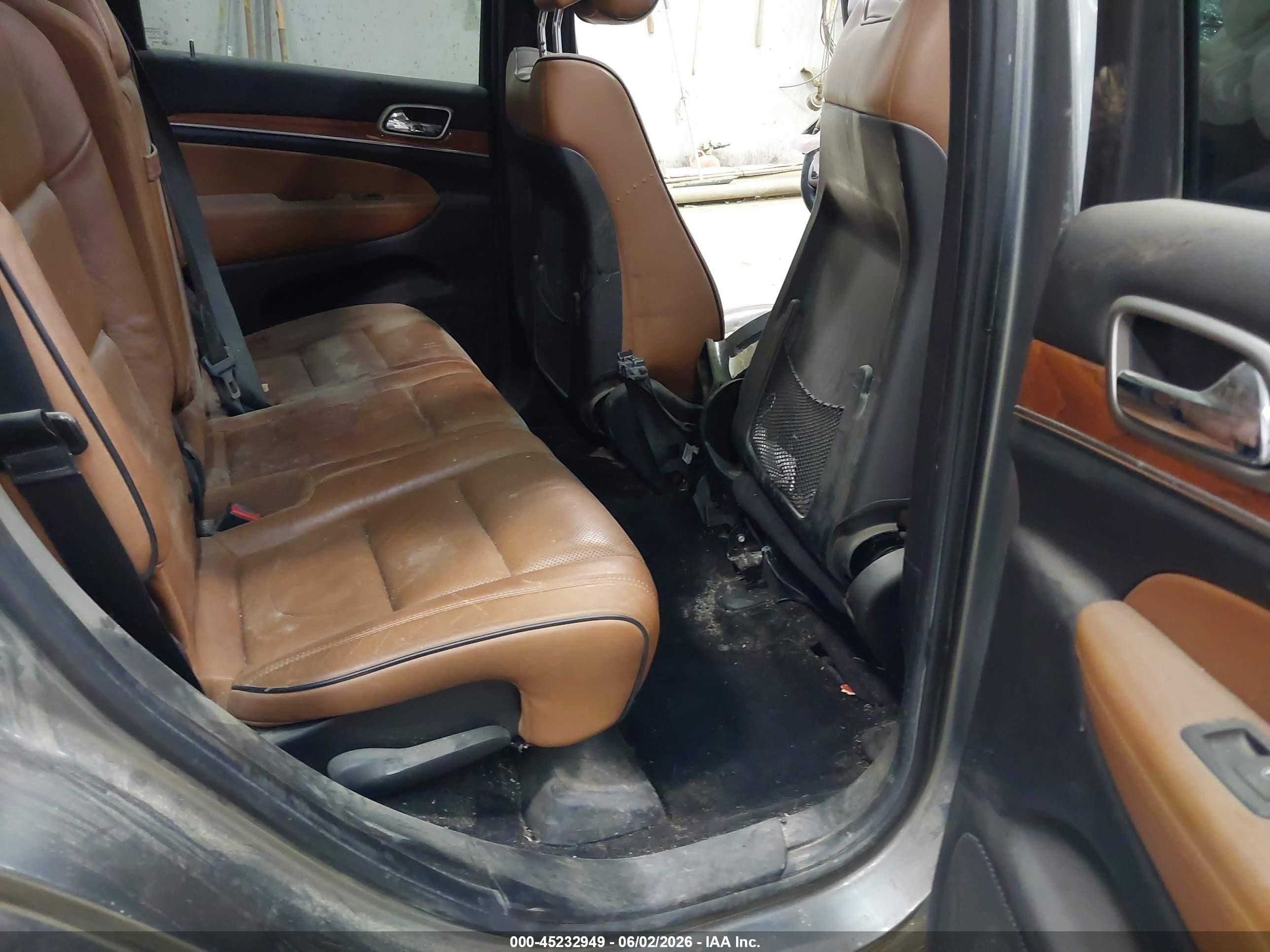 2012 Jeep Grand Cherokee Overland Gray vin: 1C4RJFCT1CC133558