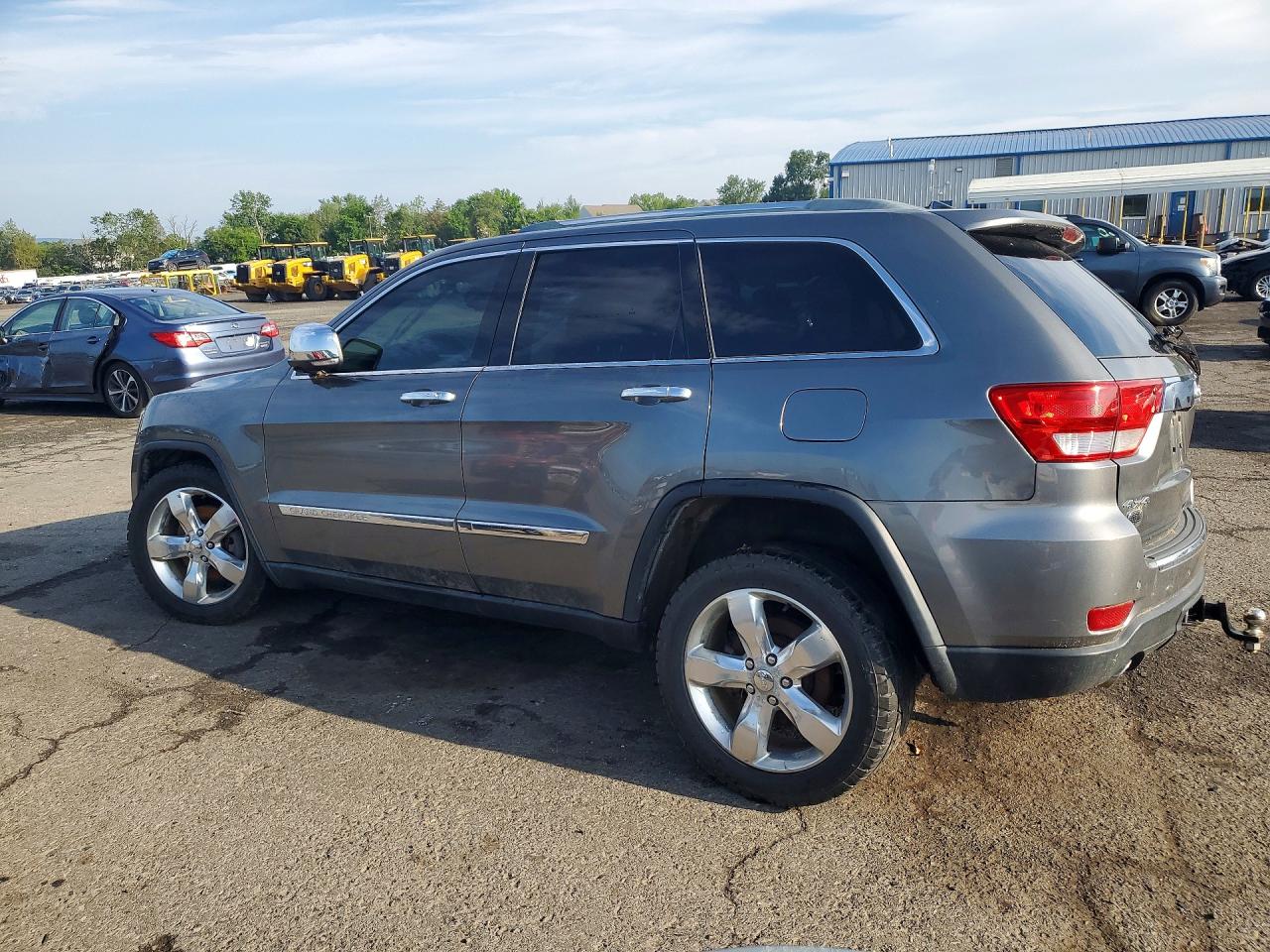 2012 Jeep Grand Cherokee Overland Silver vin: 1C4RJFCT1CC233787