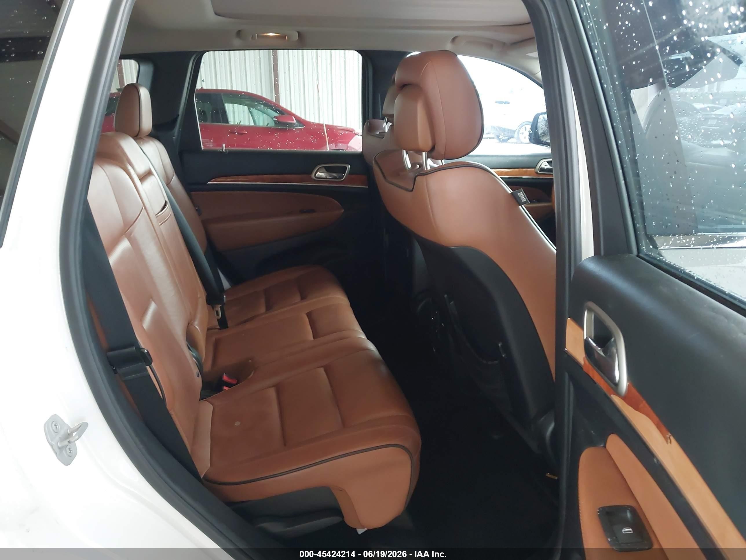 2013 Jeep Grand Cherokee Overland Белый vin: 1C4RJFCT1DC646472