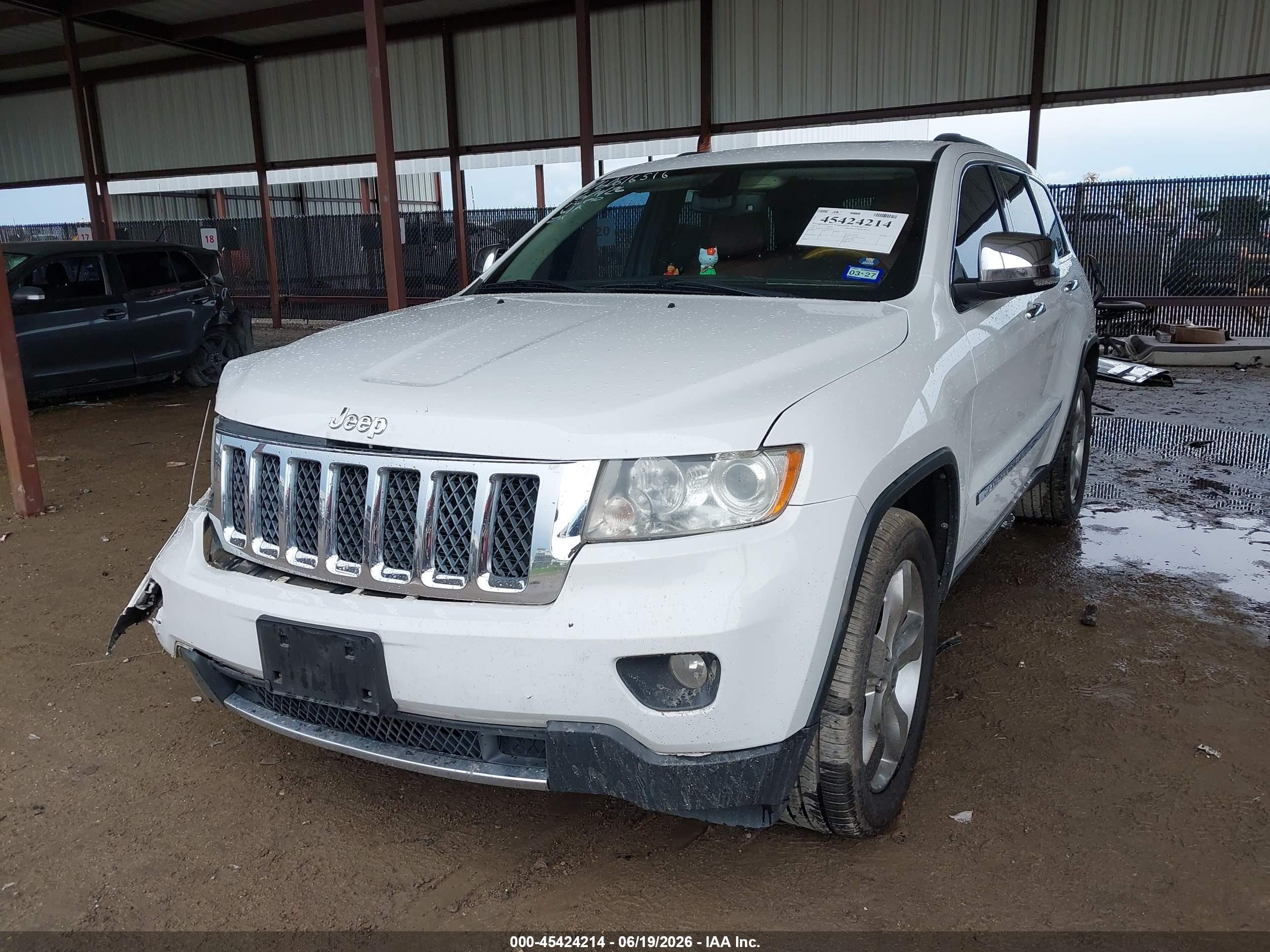 2013 Jeep Grand Cherokee Overland Белый vin: 1C4RJFCT1DC646472