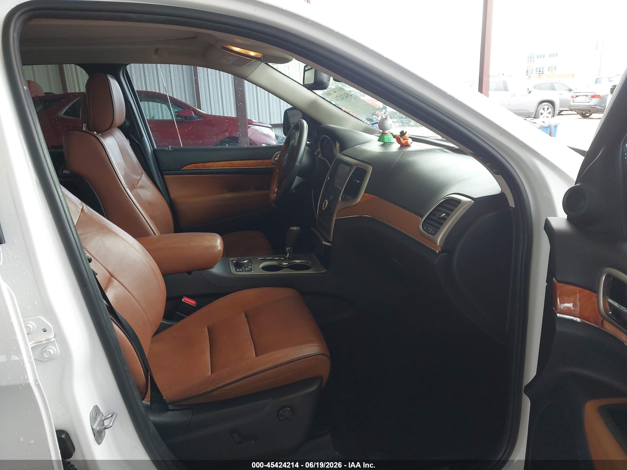 2013 Jeep Grand Cherokee Overland Белый vin: 1C4RJFCT1DC646472