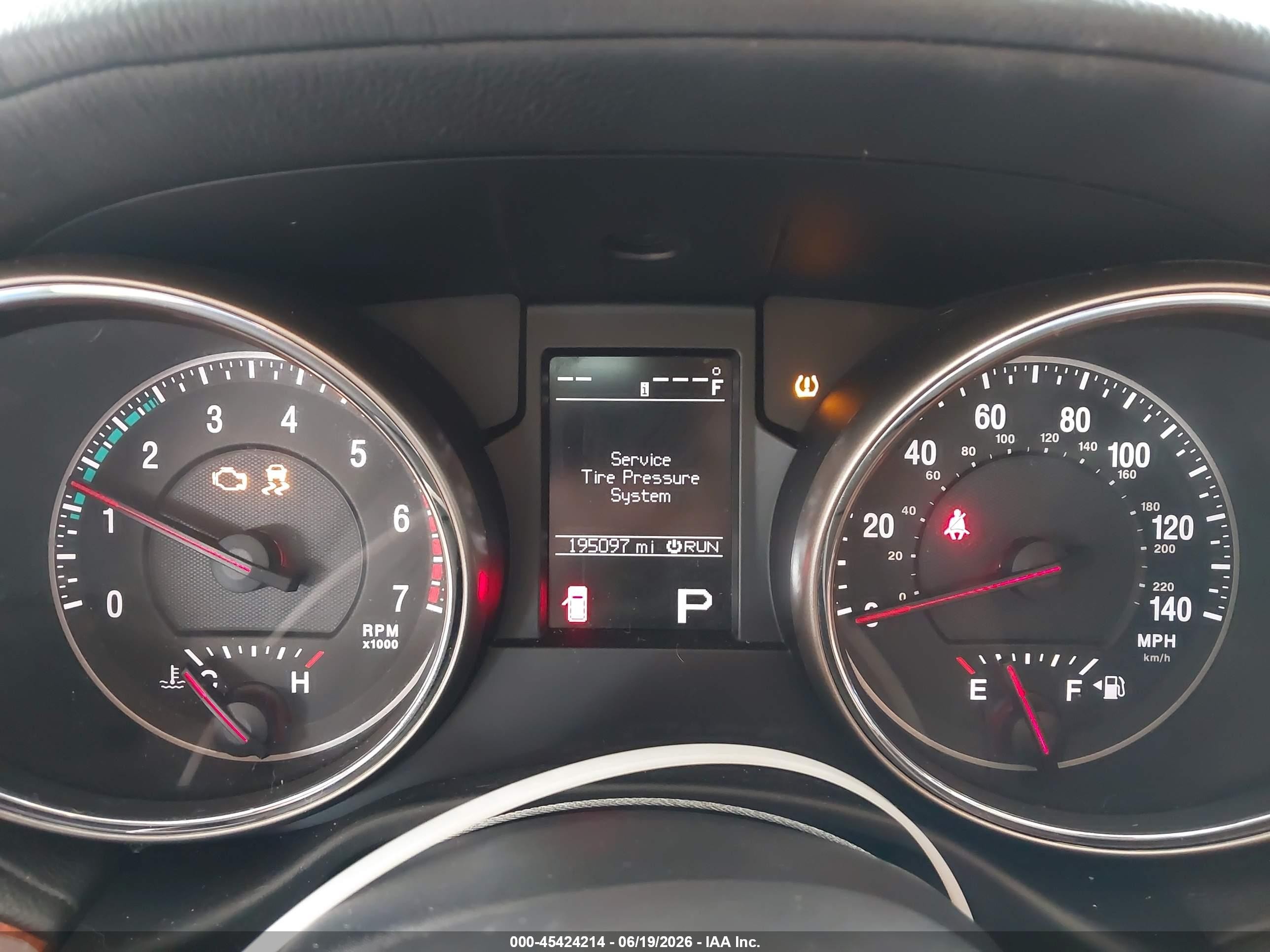 2013 Jeep Grand Cherokee Overland Белый vin: 1C4RJFCT1DC646472