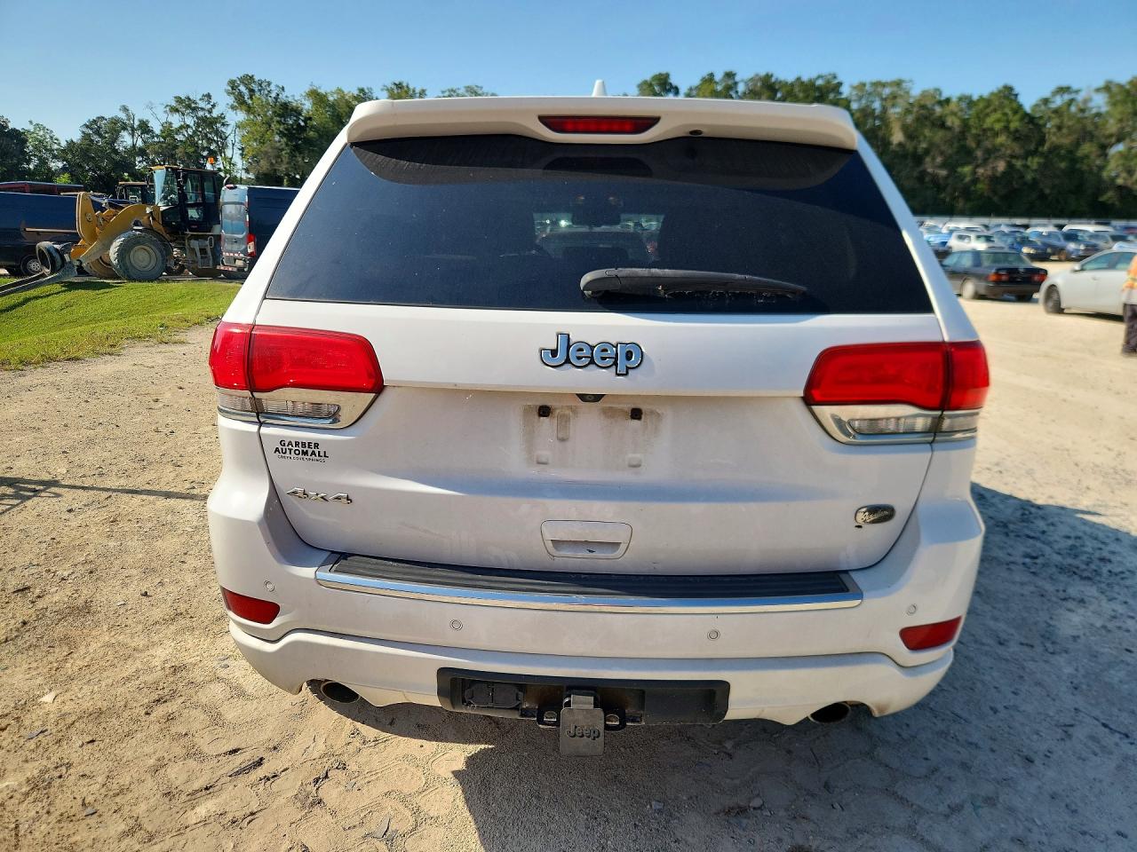 2015 Jeep Grand Cherokee Overland White vin: 1C4RJFCT1FC757378