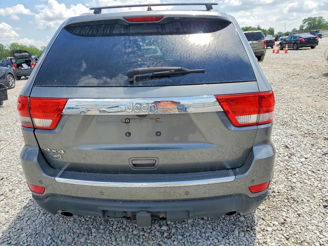 2012 Jeep Grand Cherokee Overland Gray vin: 1C4RJFCT2CC139613