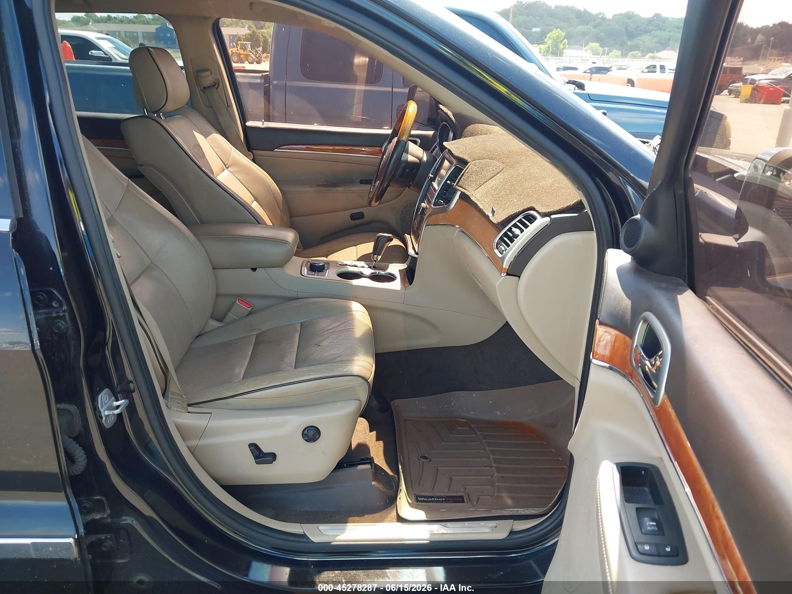 2012 Jeep Grand Cherokee Overland Black vin: 1C4RJFCT2CC220773