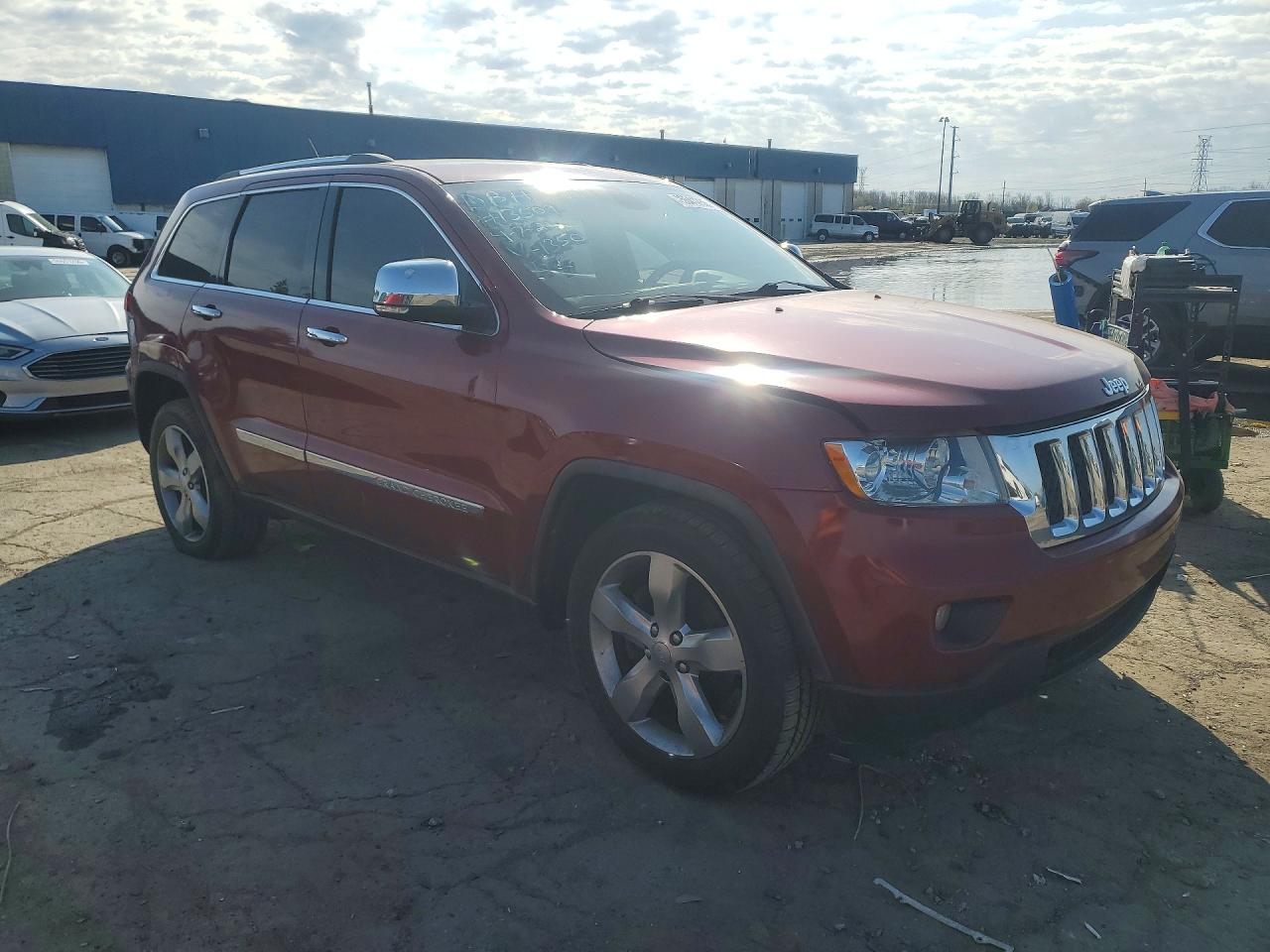2012 Jeep Grand Cherokee Overland Red vin: 1C4RJFCT2CC241350