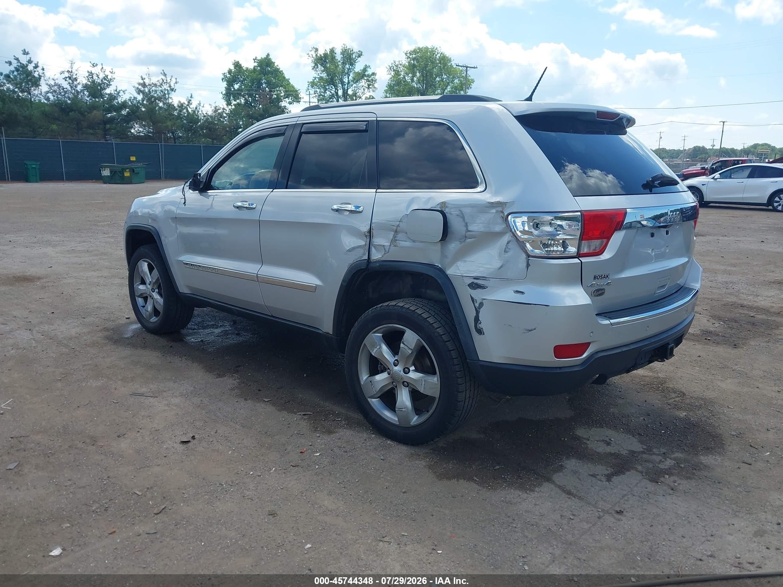 2013 Jeep Grand Cherokee Overland Silver vin: 1C4RJFCT2DC525000