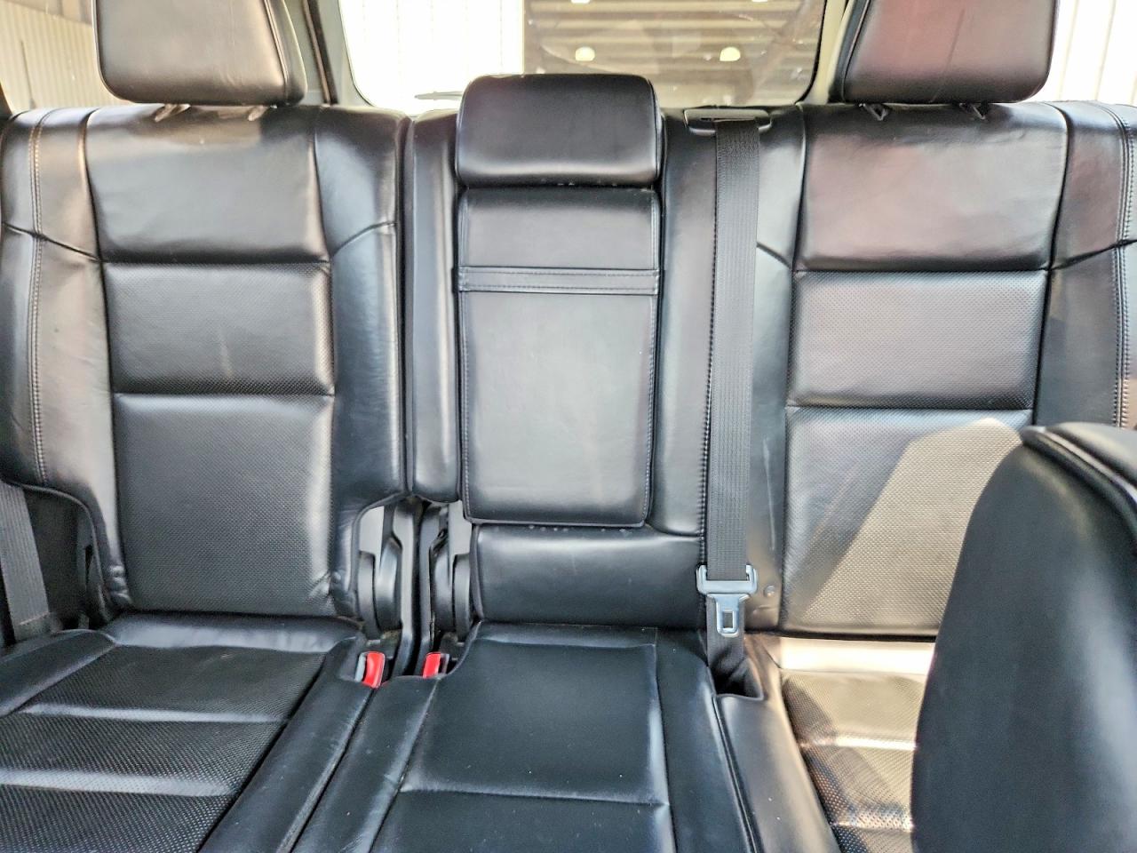 2015 Jeep Grand Cherokee Overland Silver vin: 1C4RJFCT2FC106356