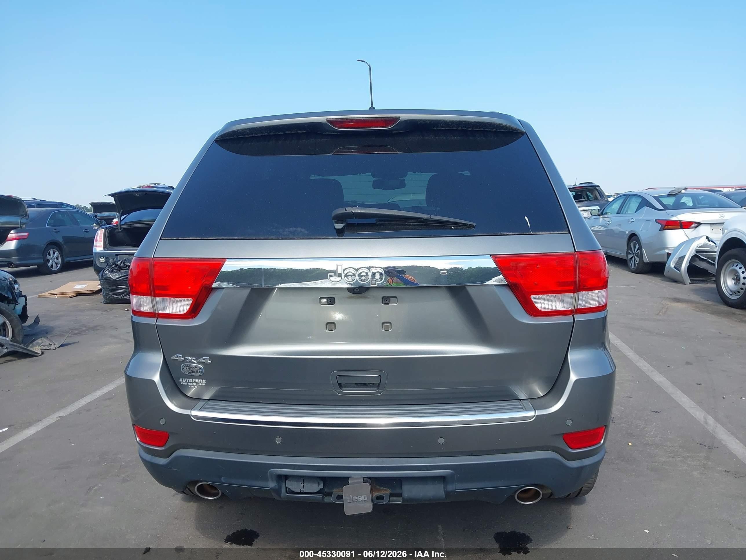 2012 Jeep Grand Cherokee Overland Gray vin: 1C4RJFCT3CC226257