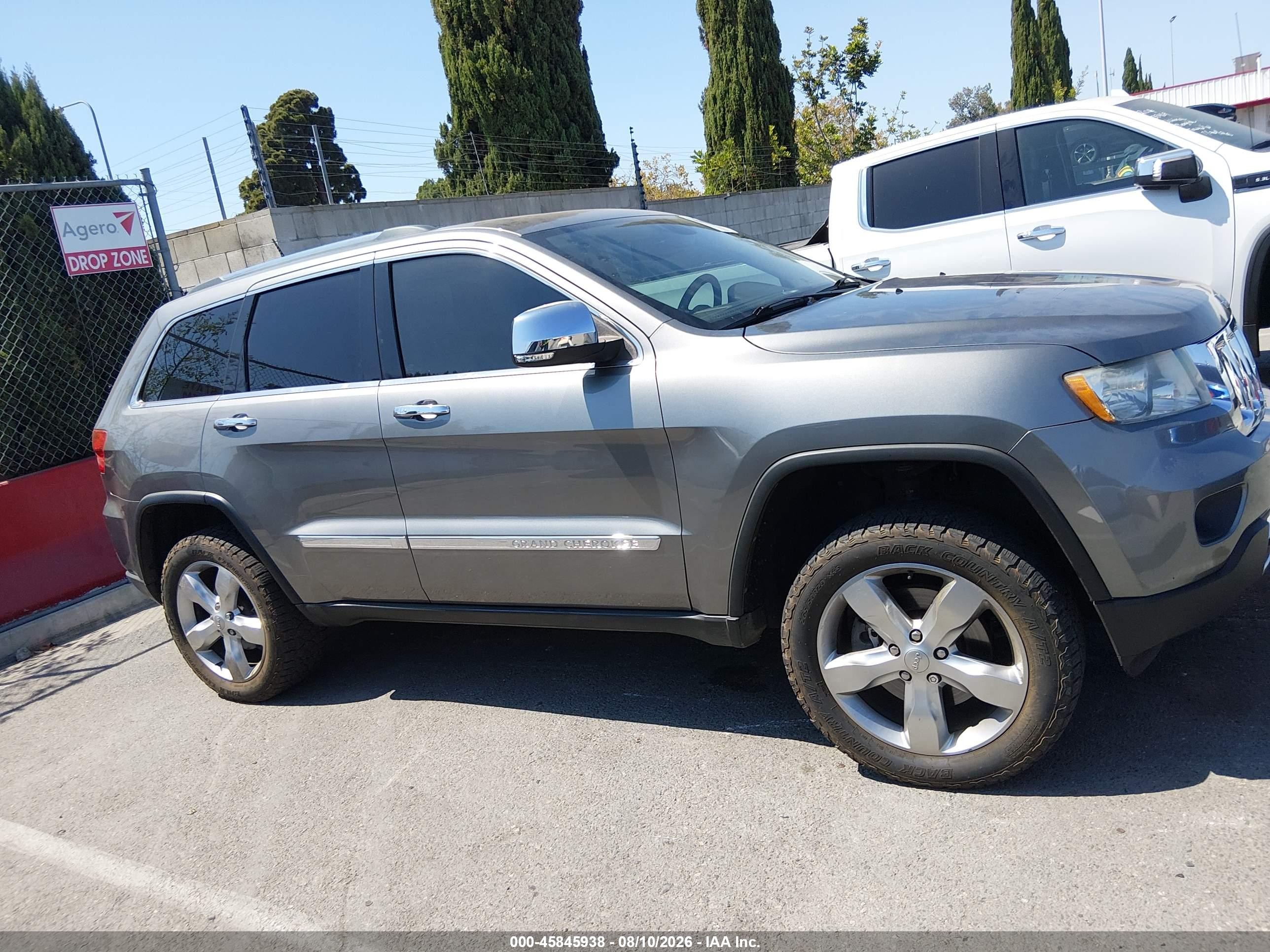 2012 Jeep Grand Cherokee Overland Gray vin: 1C4RJFCT3CC262949