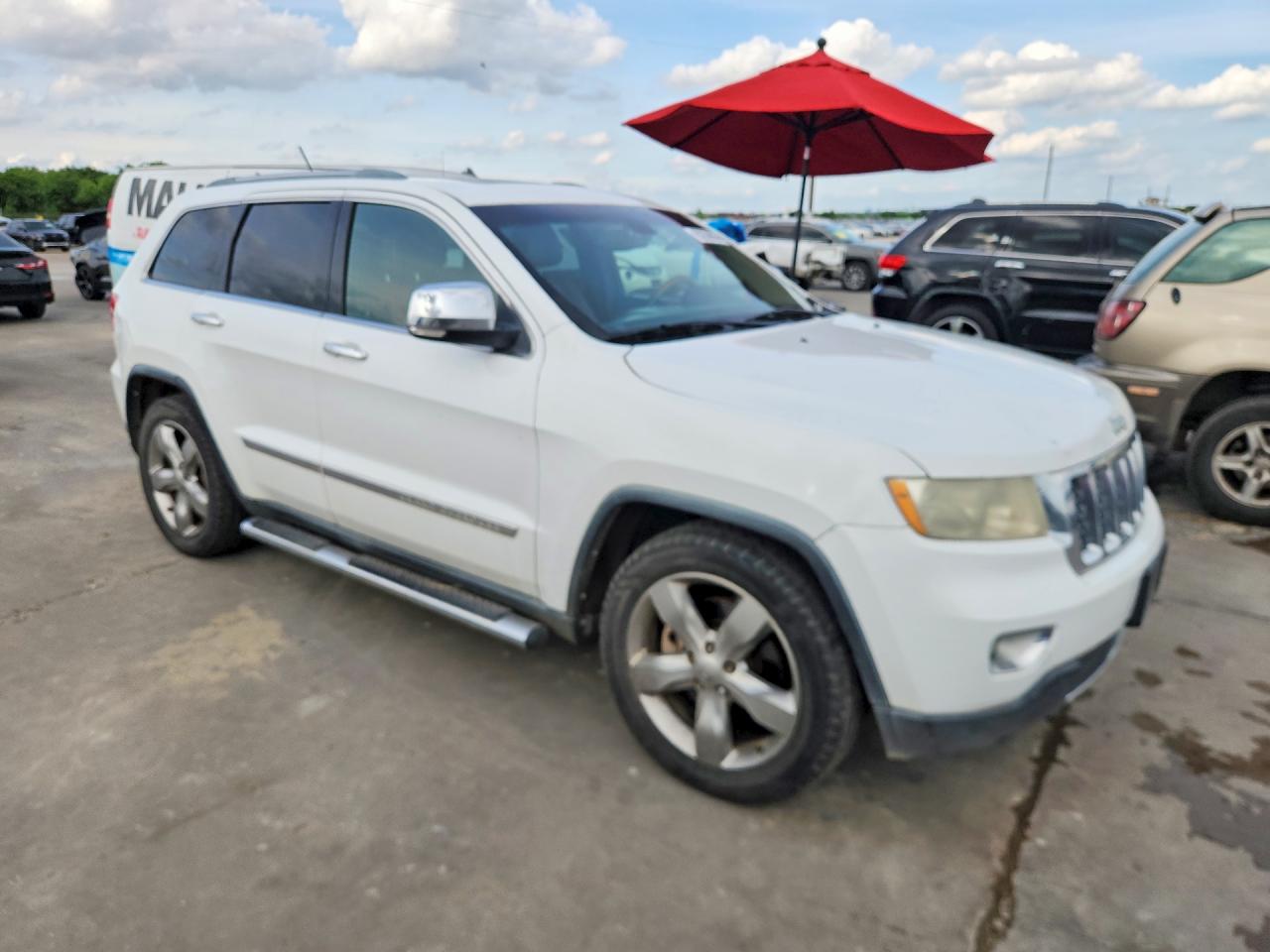 2013 Jeep Grand Cherokee Overland White vin: 1C4RJFCT3DC525720