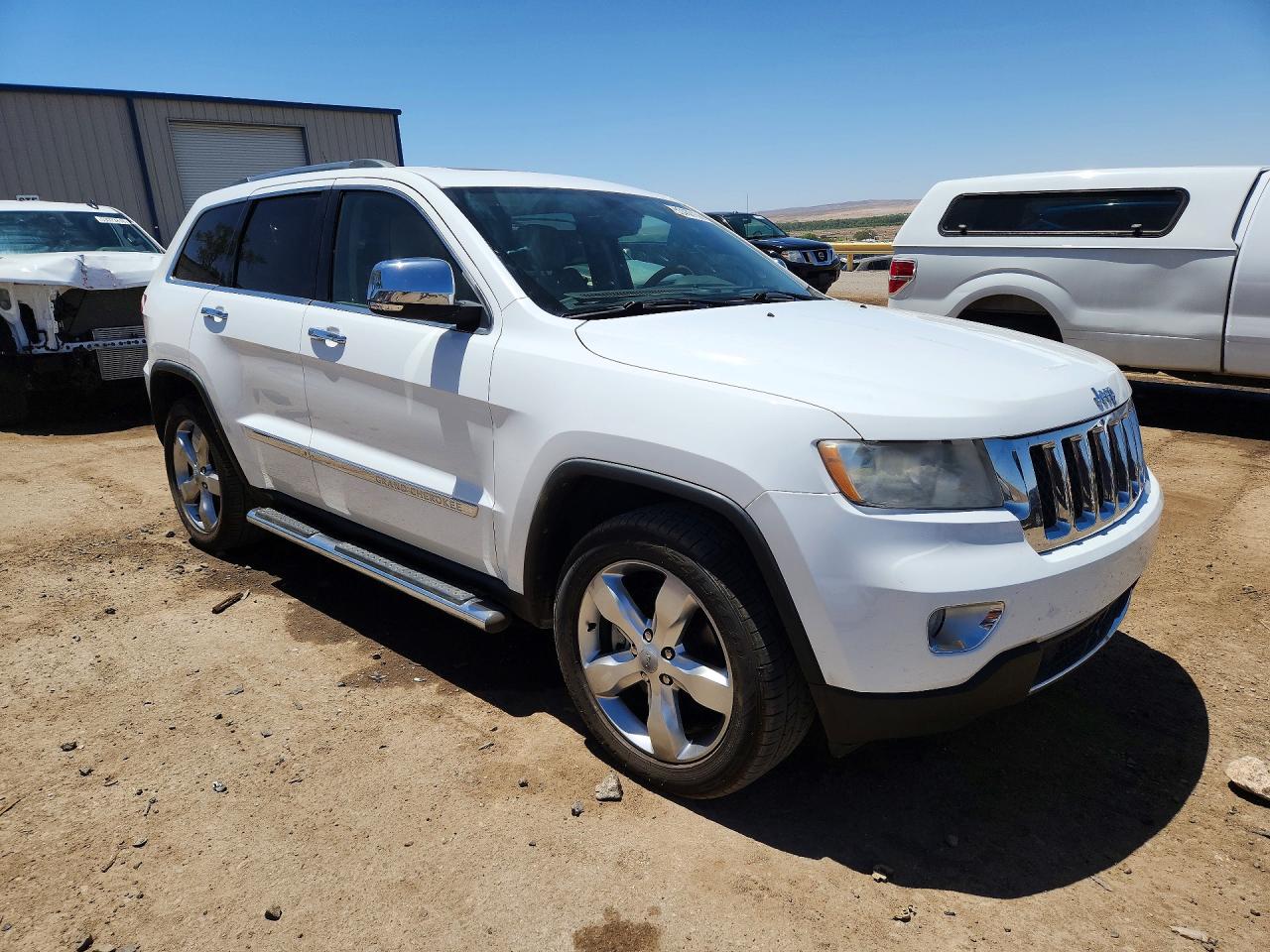 2013 Jeep Grand Cherokee Overland White vin: 1C4RJFCT3DC596576