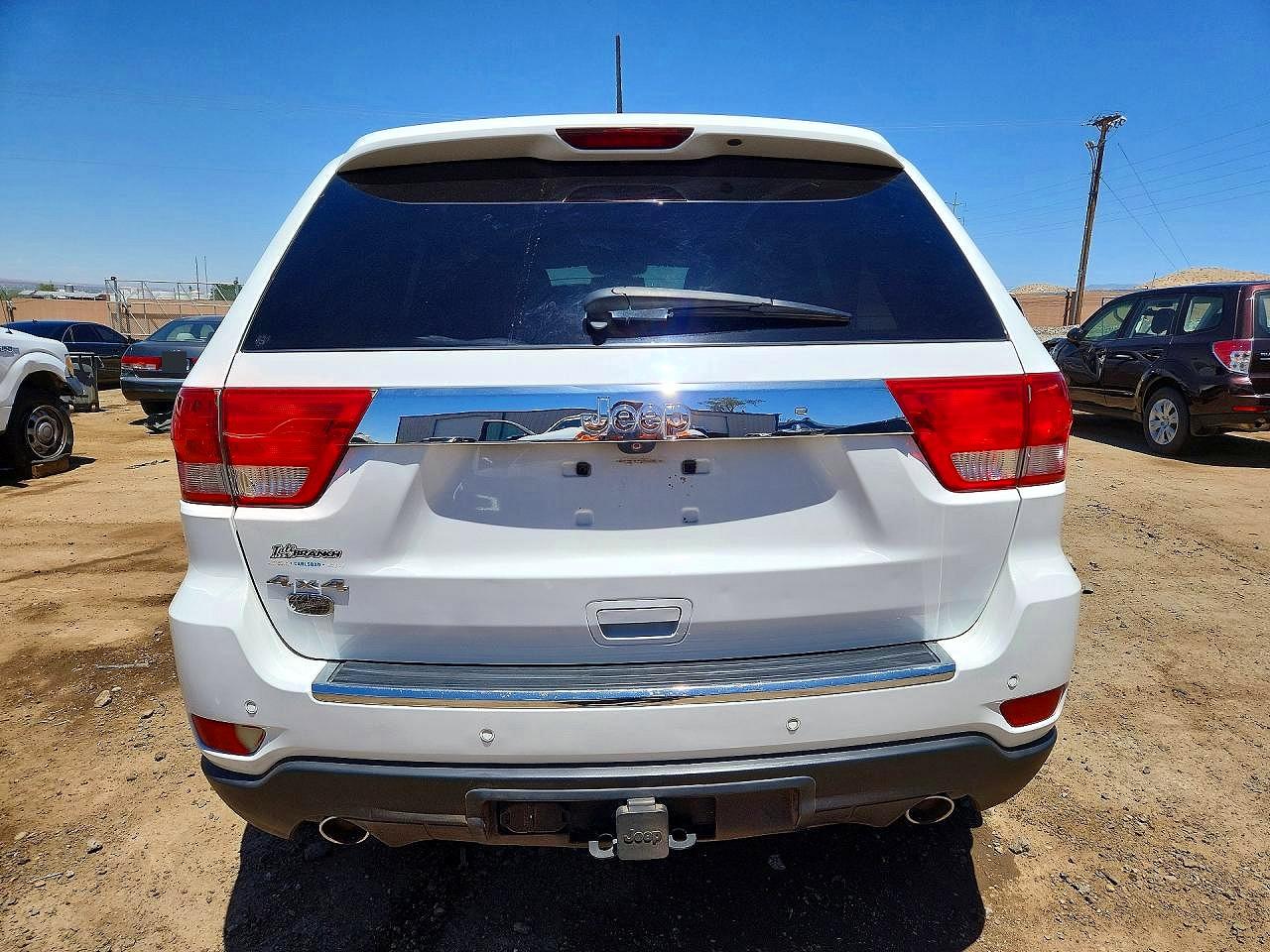 2013 Jeep Grand Cherokee Overland White vin: 1C4RJFCT3DC596576