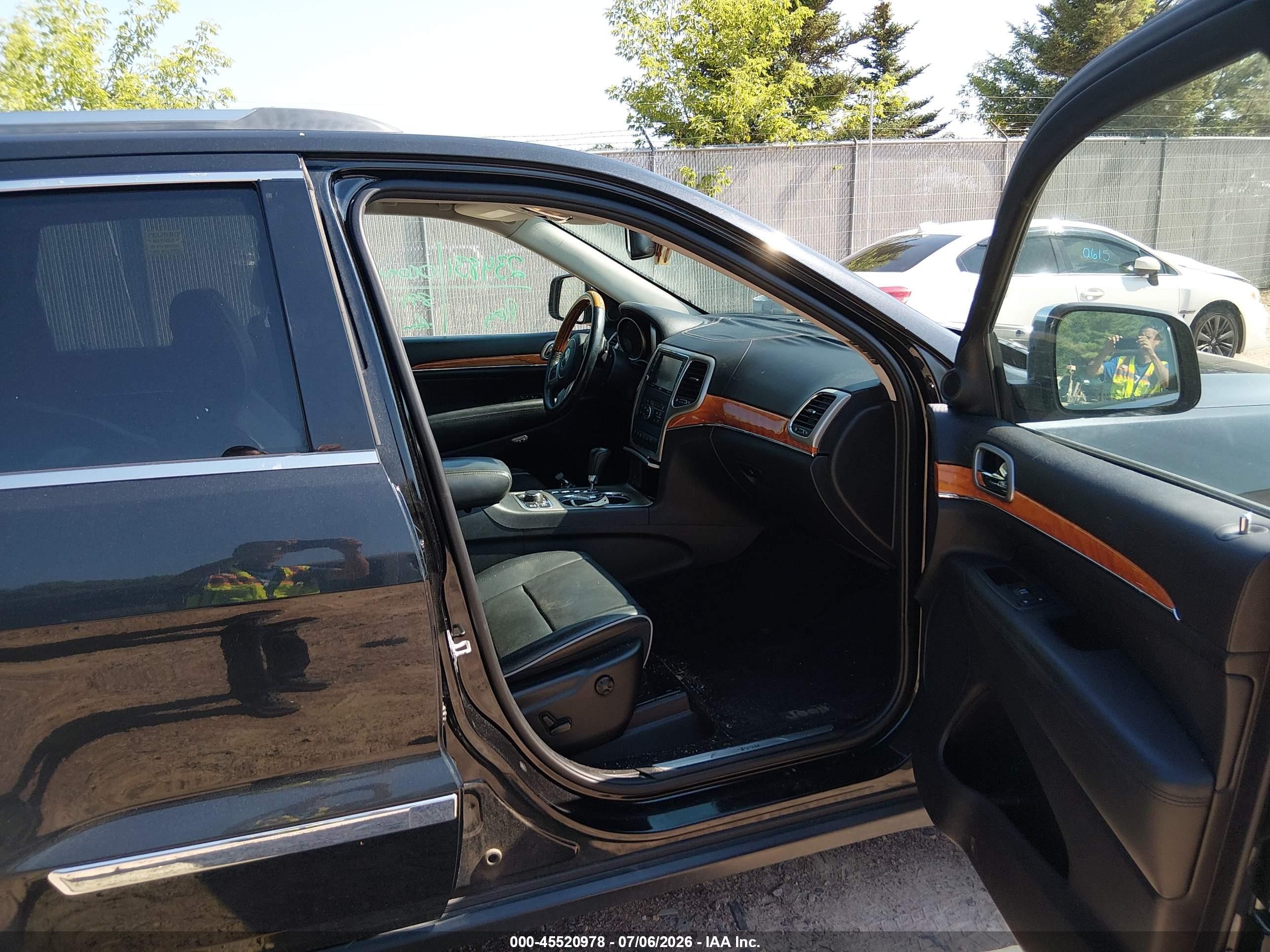 2013 Jeep Grand Cherokee Overland Black vin: 1C4RJFCT3DC649857