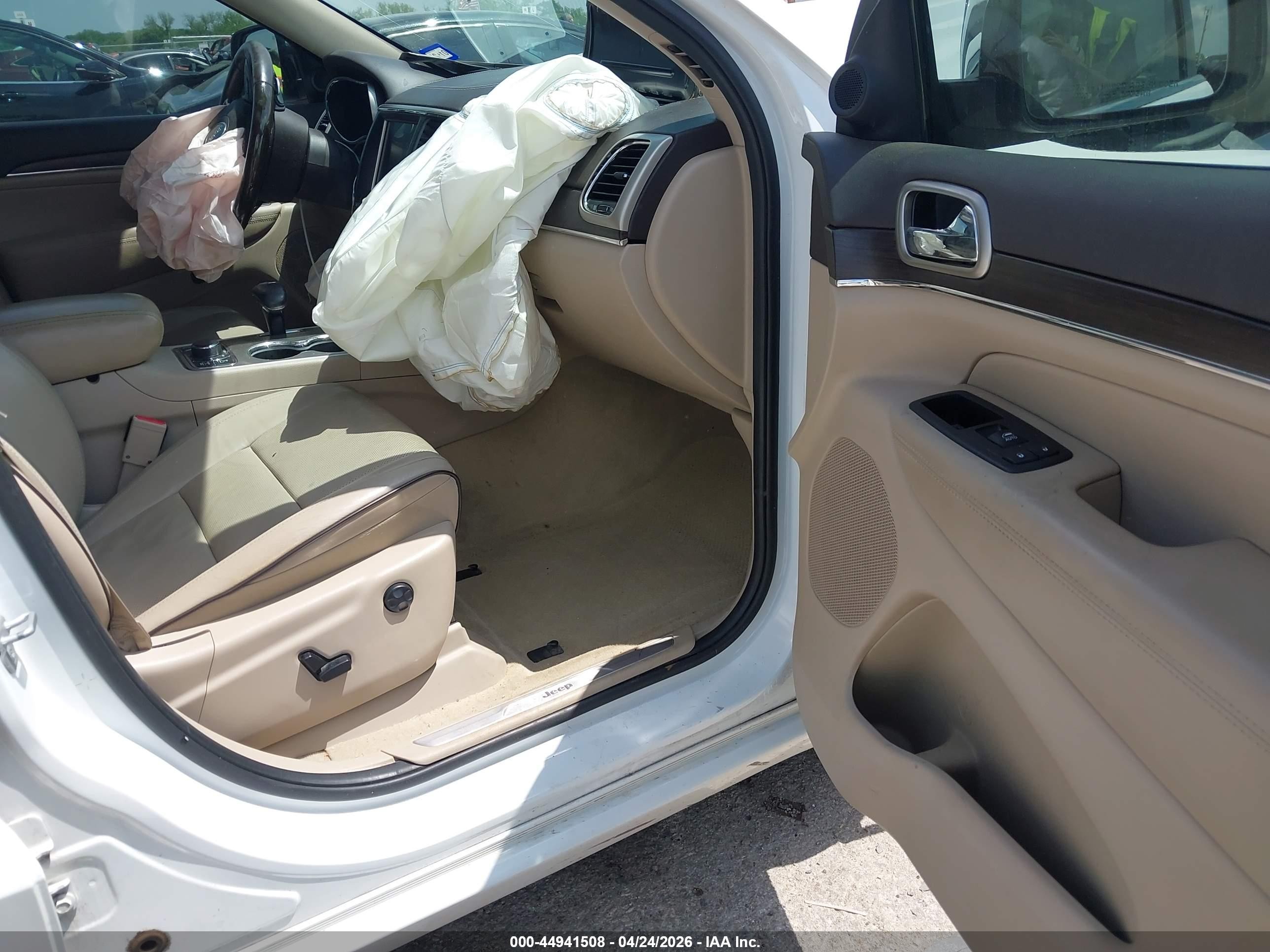 2014 Jeep Grand Cherokee Overland Белый vin: 1C4RJFCT3EC137713