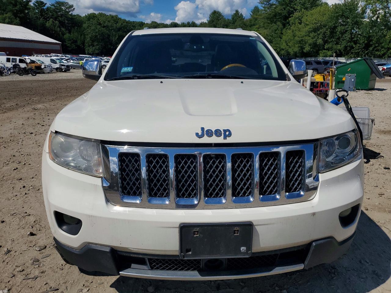 2012 Jeep Grand Cherokee Overland White vin: 1C4RJFCT4CC106371