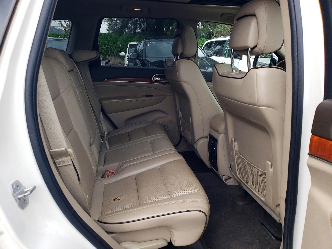 2012 Jeep Grand Cherokee Overland White vin: 1C4RJFCT4CC200282