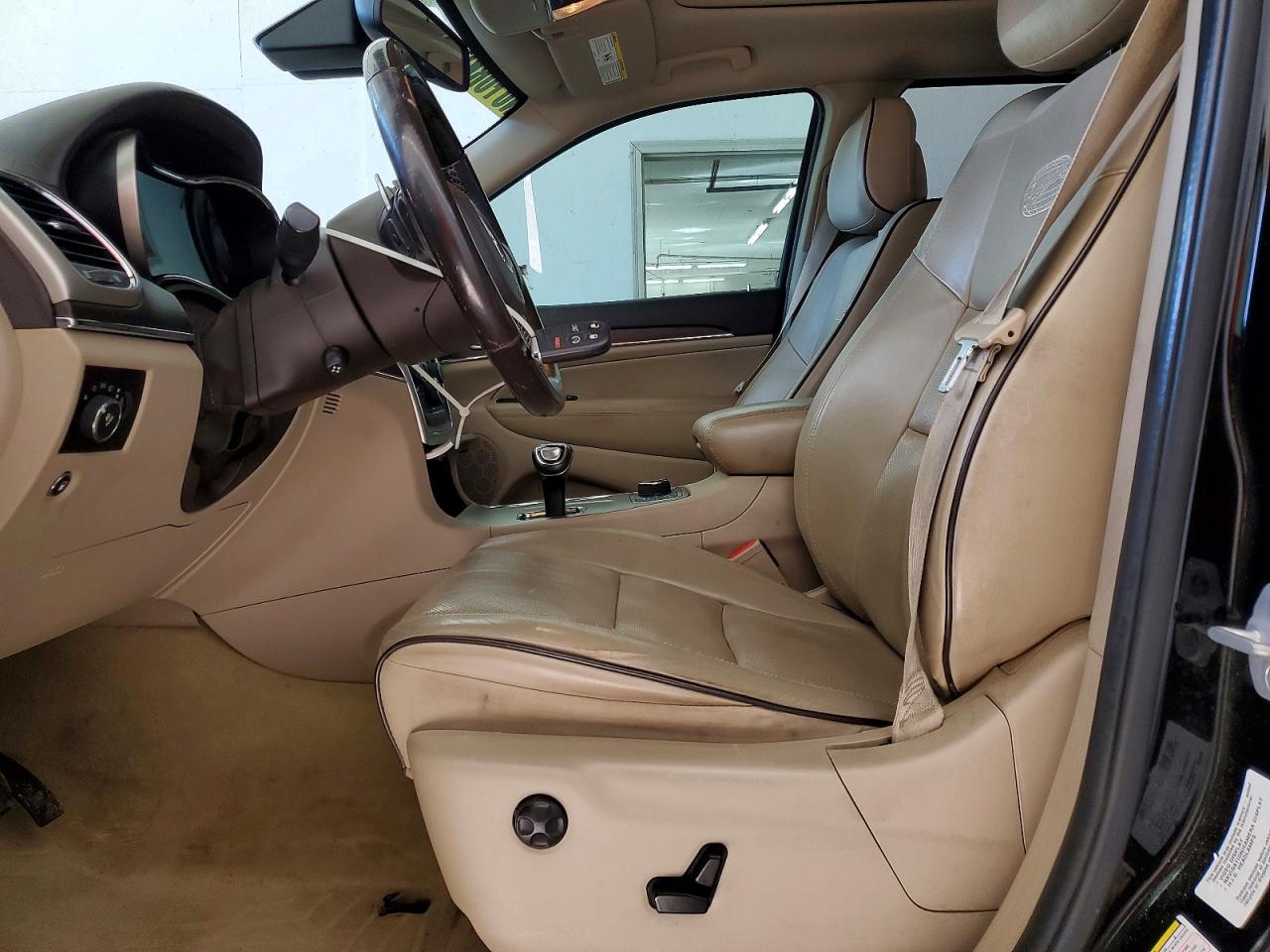 2014 Jeep Grand Cherokee Overland Black vin: 1C4RJFCT4EC105613