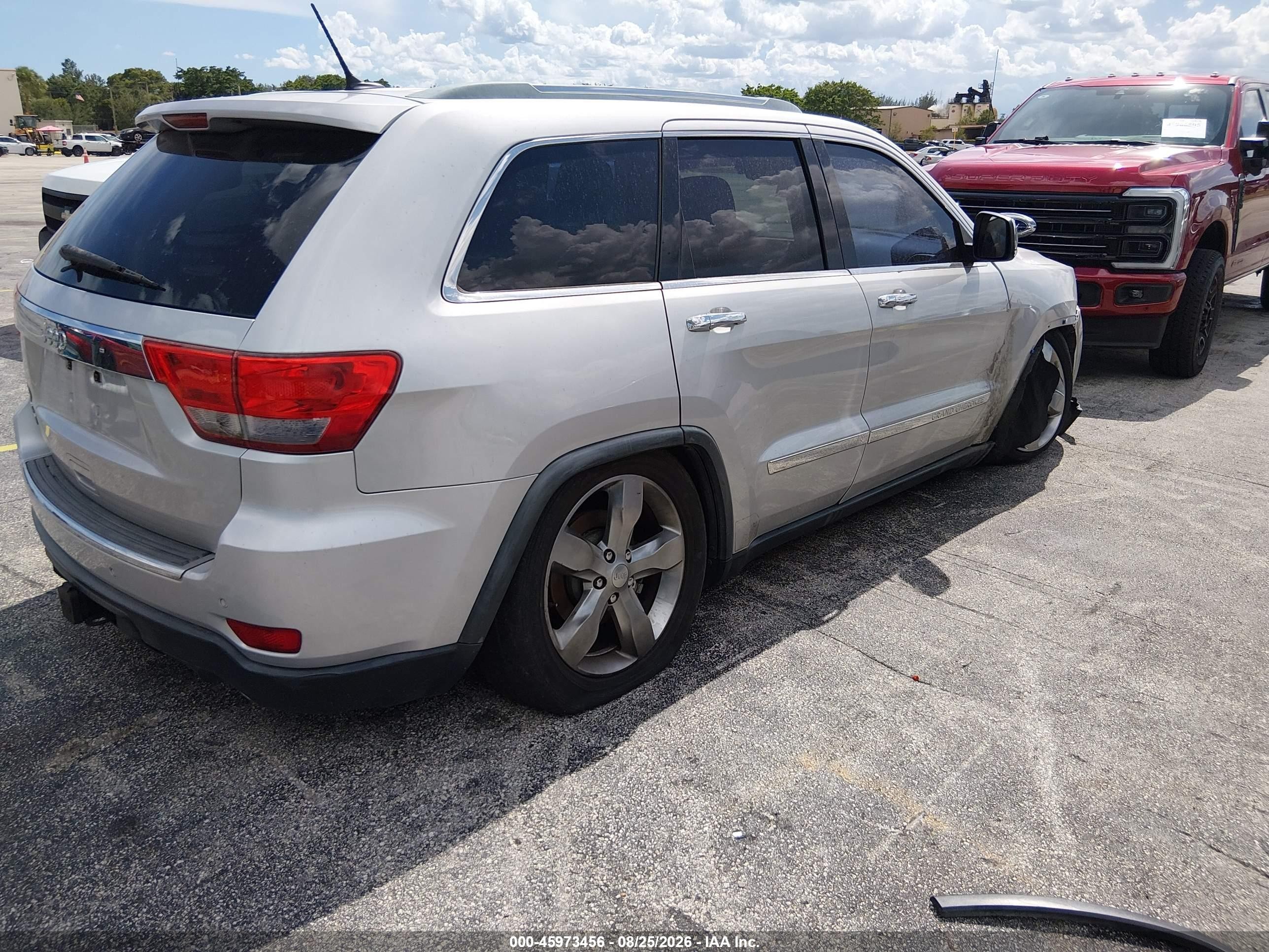 2012 Jeep Grand Cherokee Overland Серебряный vin: 1C4RJFCT5CC141646